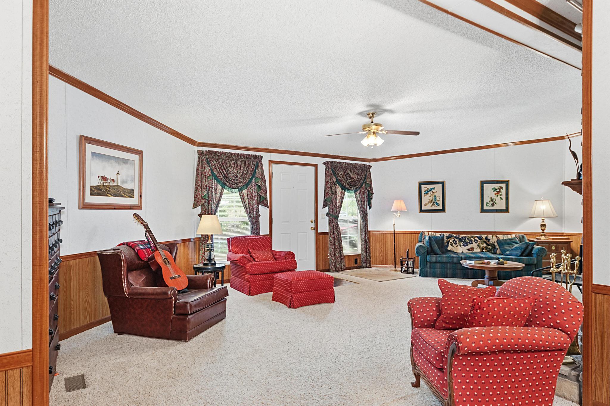 75 Walnut Drive Property Photo 10