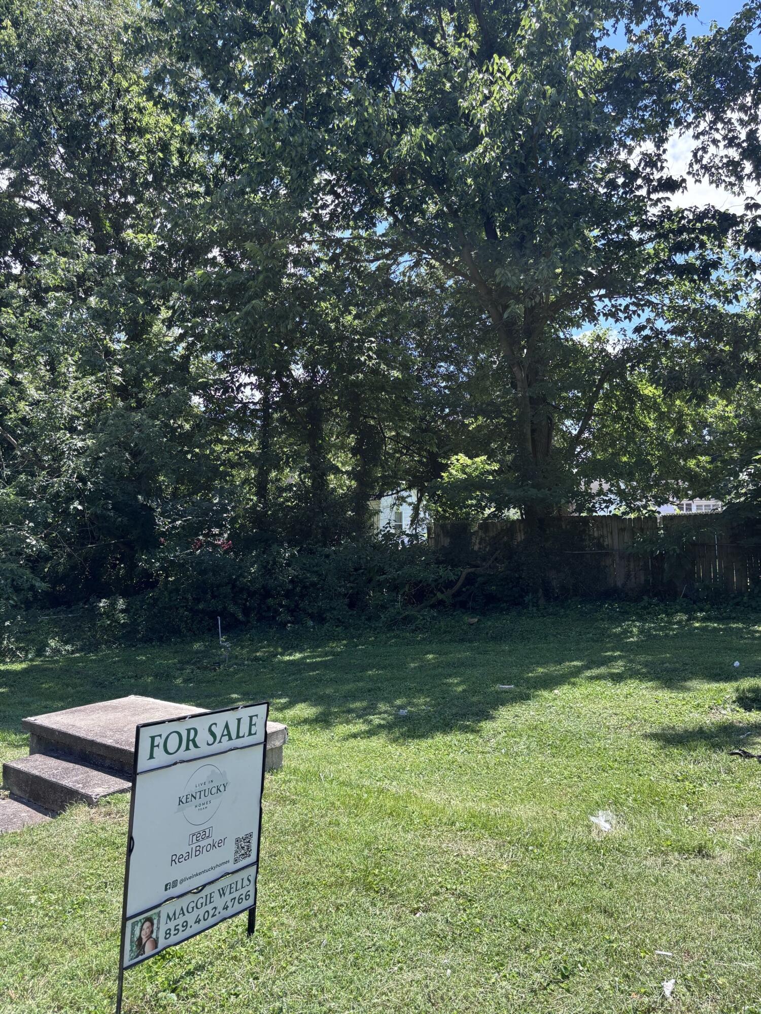 413 Marshall Street Property Photo 4