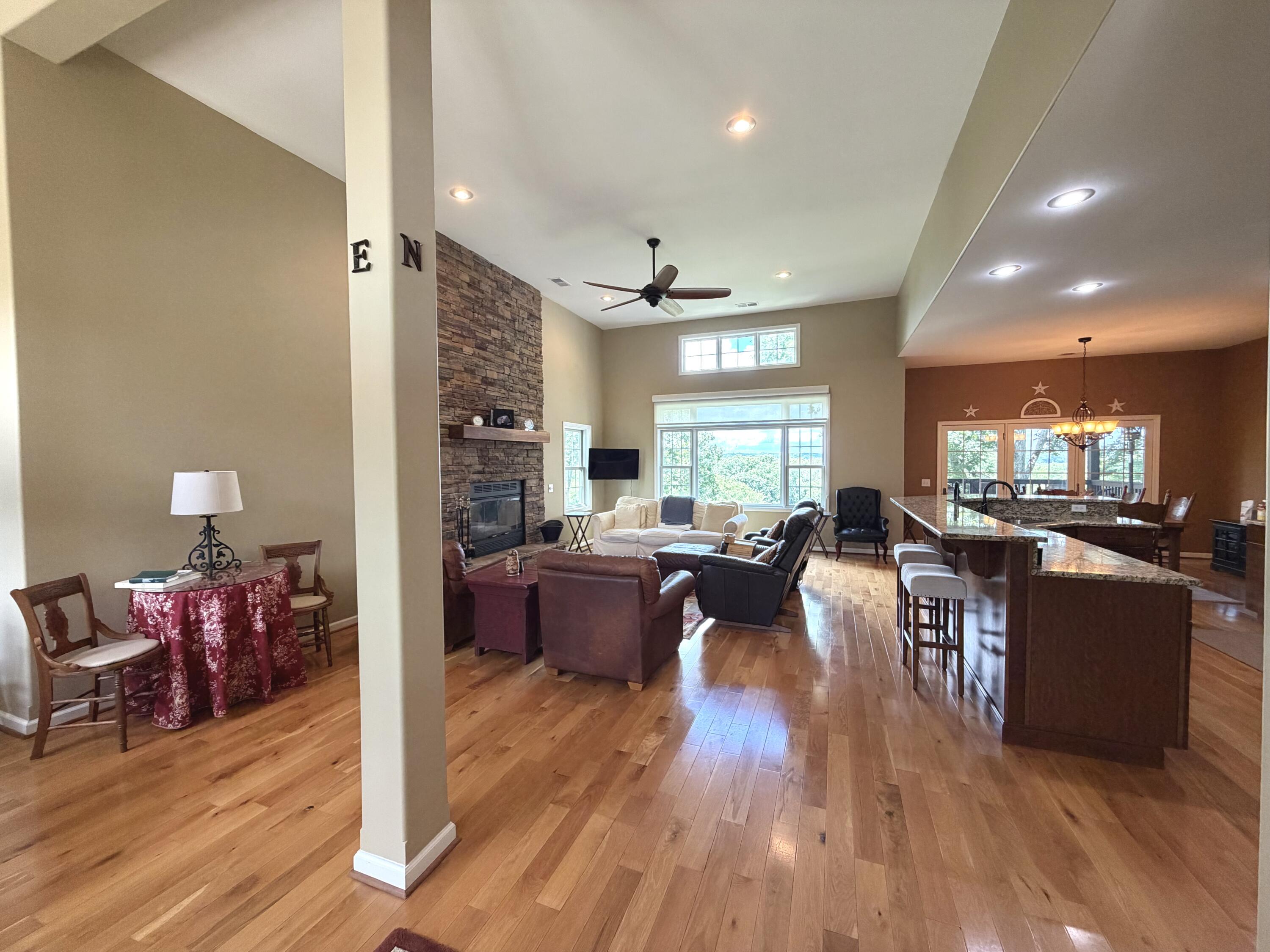 378 Harbor Drive Property Photo 17