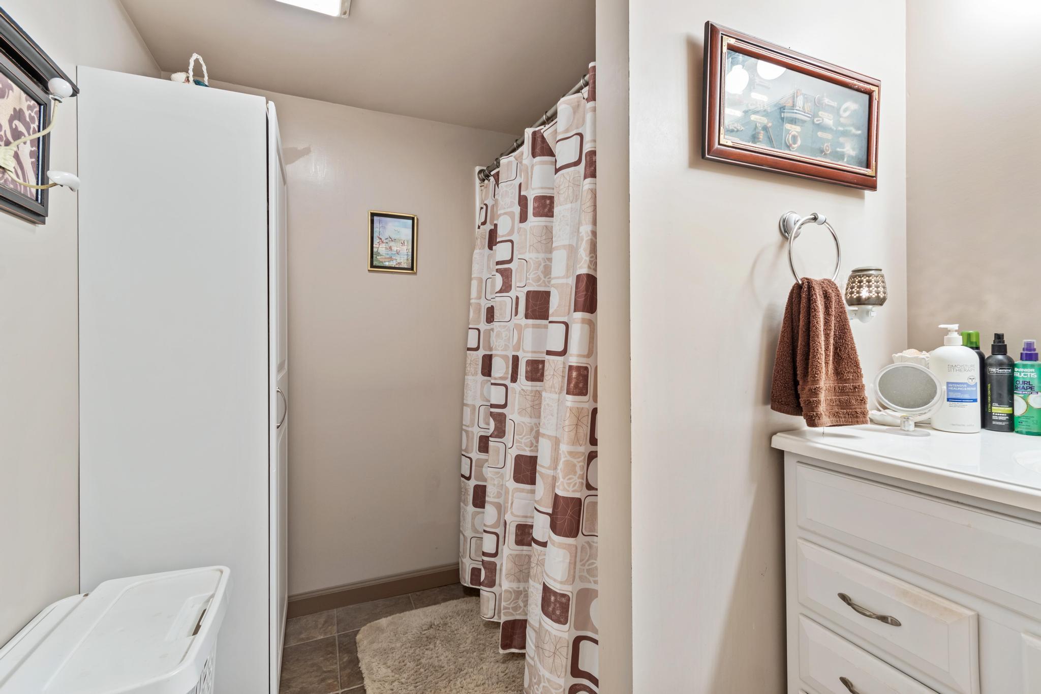 698 Walnut Drive Property Photo 16