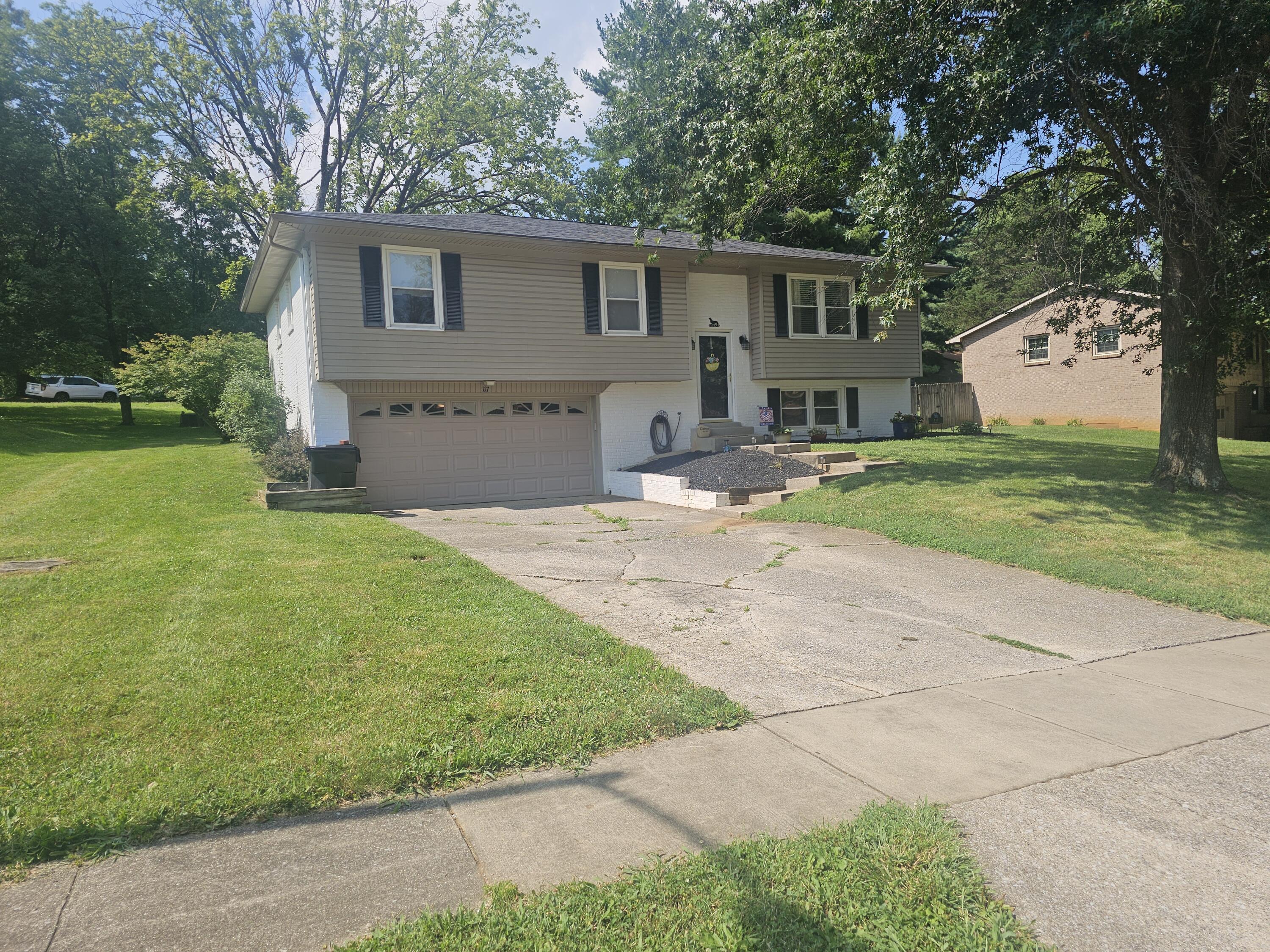 117 Oakmont Lane Property Photo 3