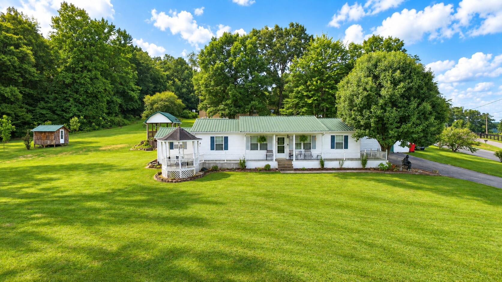 354 Campbell Road Property Photo 1