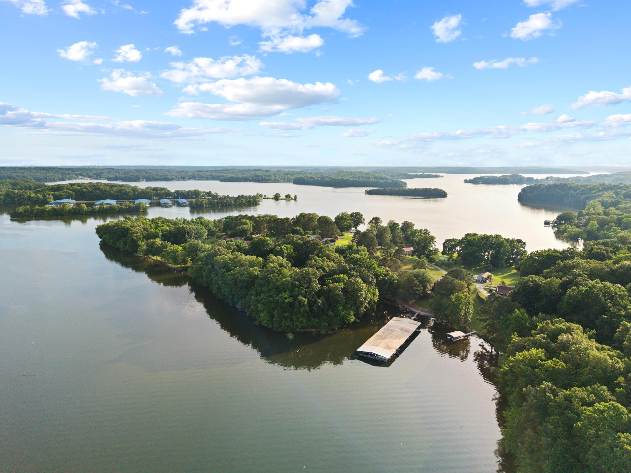 1121 Cunningham Lane Property Photo 4