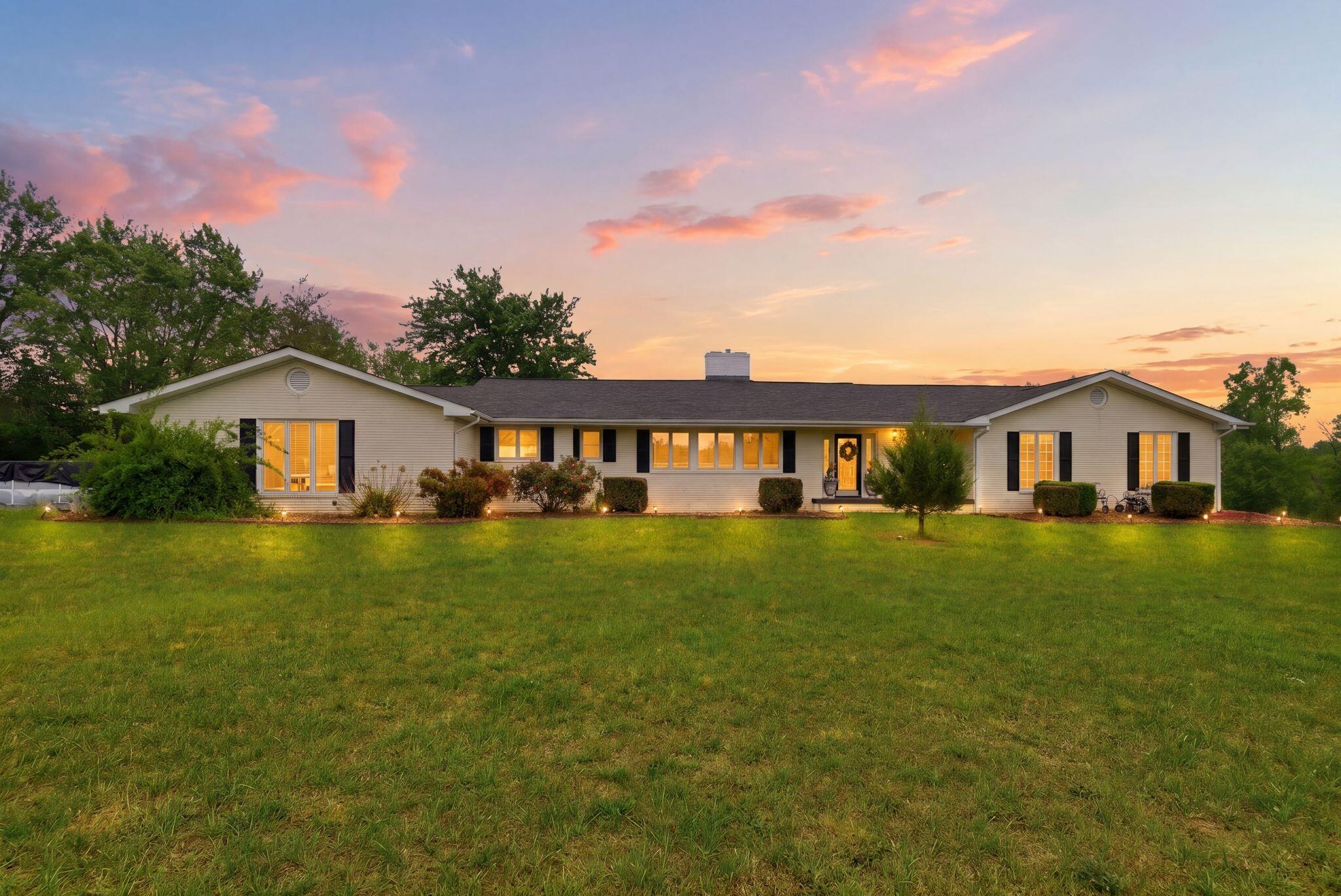 10949 E Laurel Road Property Photo 1