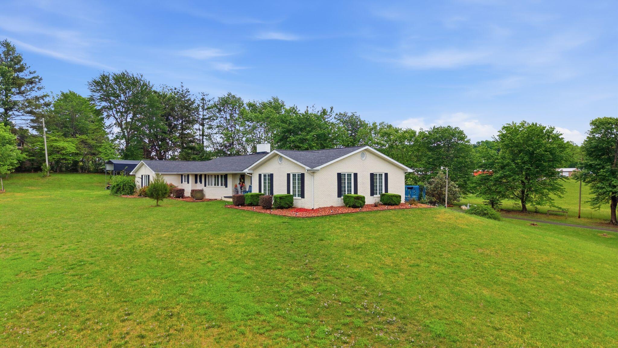 10949 E Laurel Road Property Photo 3