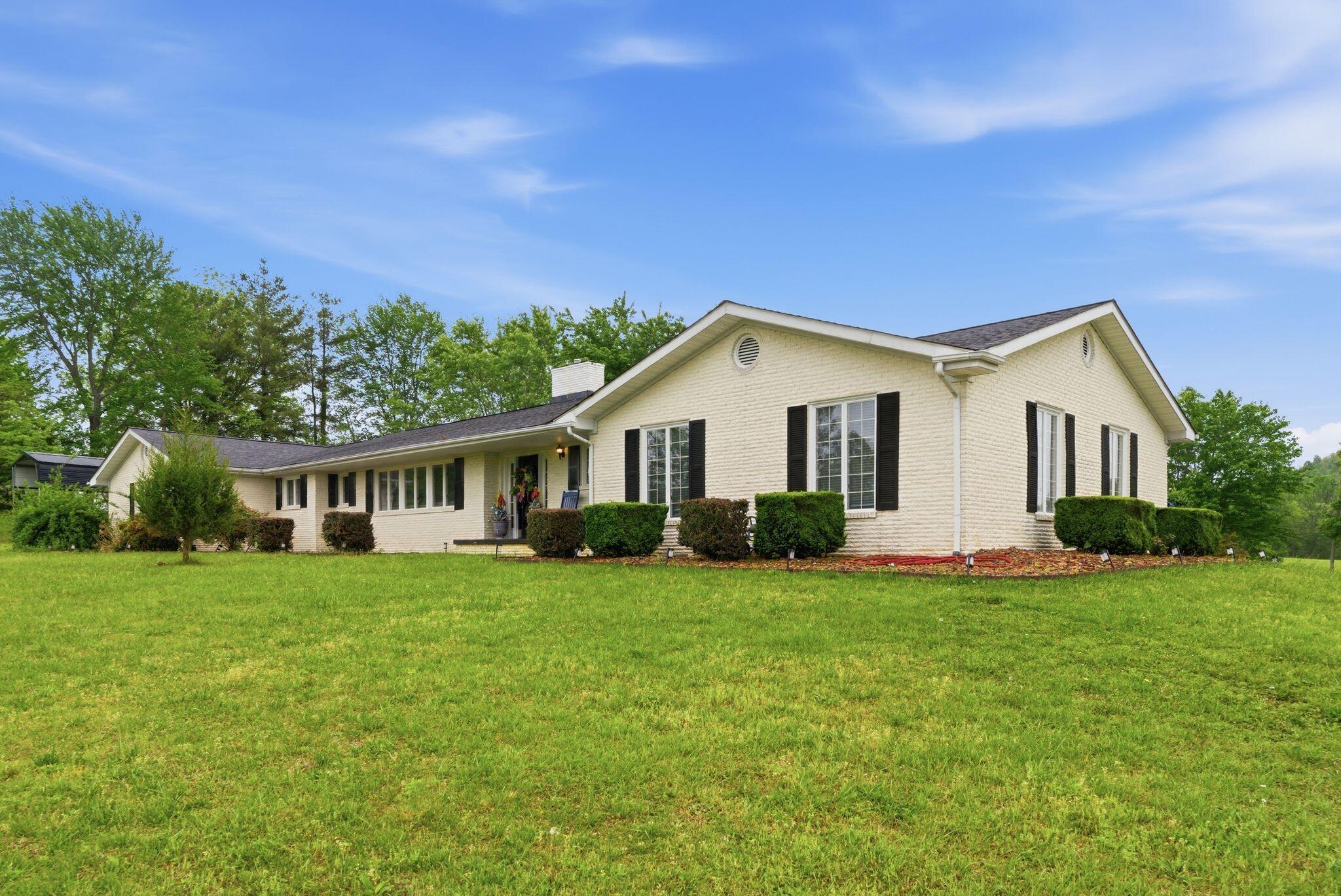 10949 E Laurel Road Property Photo 4