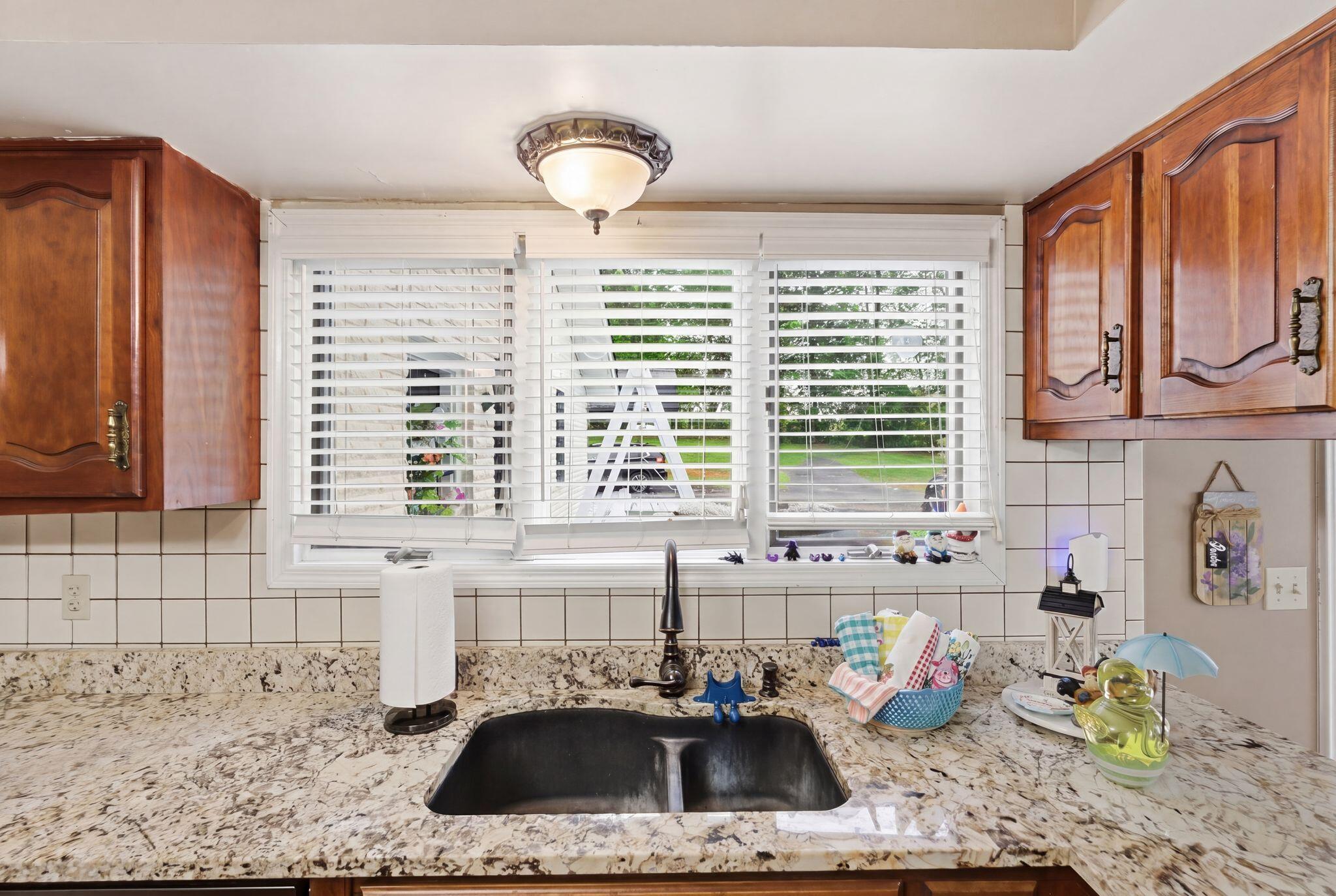 10949 E Laurel Road Property Photo 12