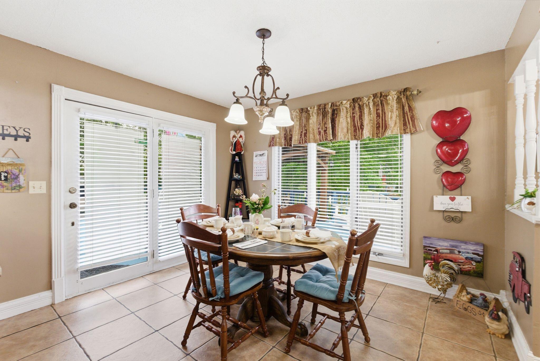 10949 E Laurel Road Property Photo 14