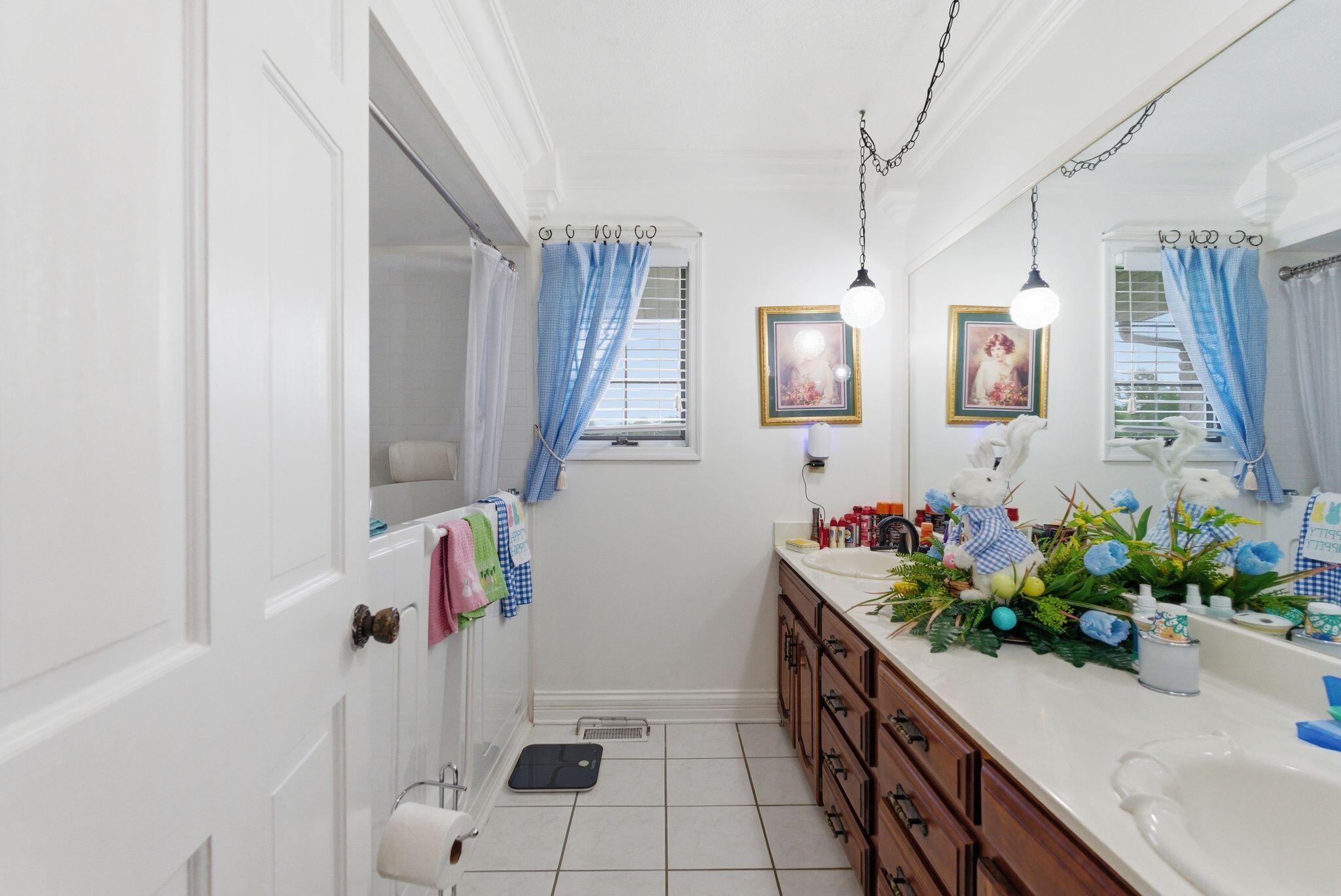 10949 E Laurel Road Property Photo 28