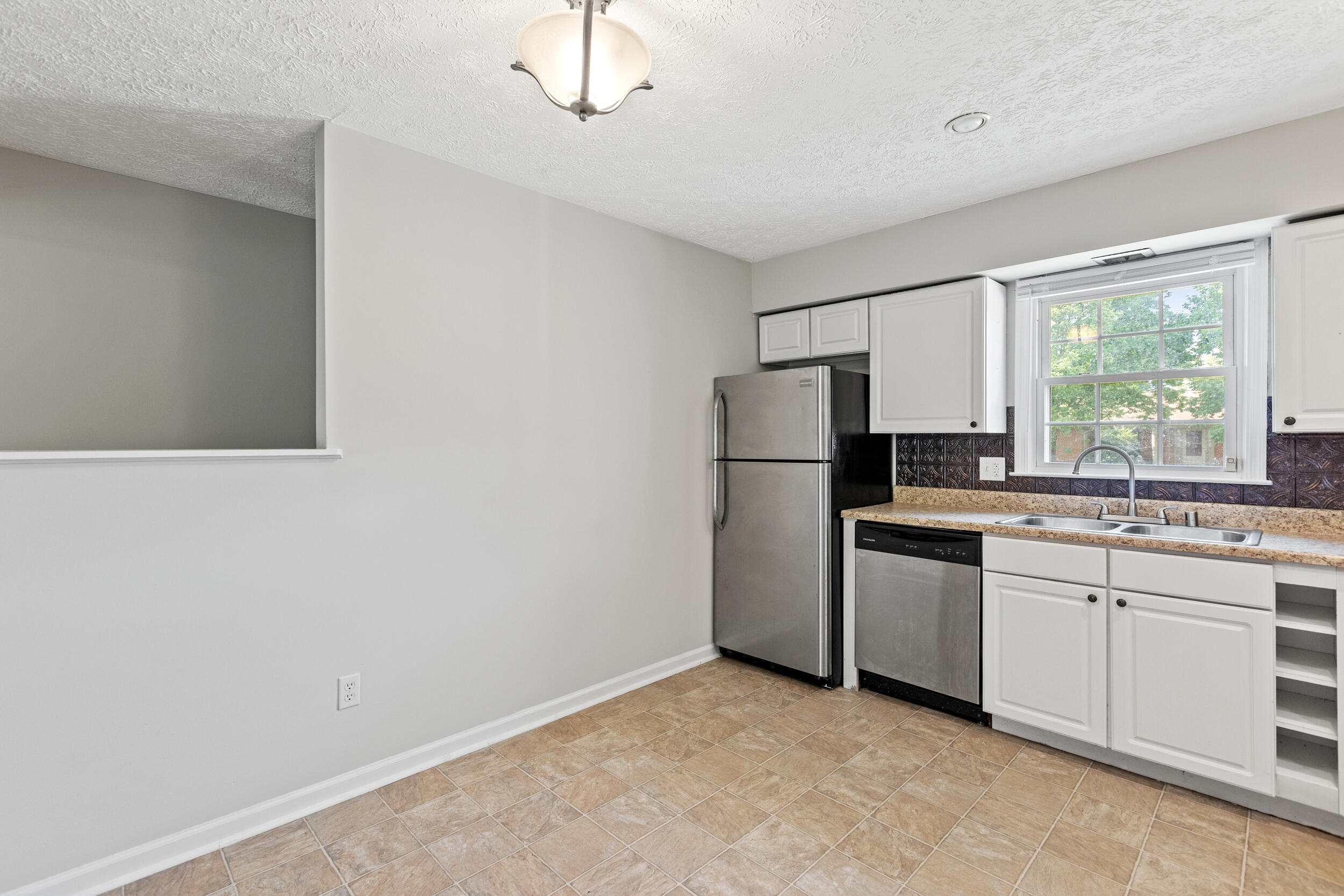 1200 Tishoff Drive Property Photo 21