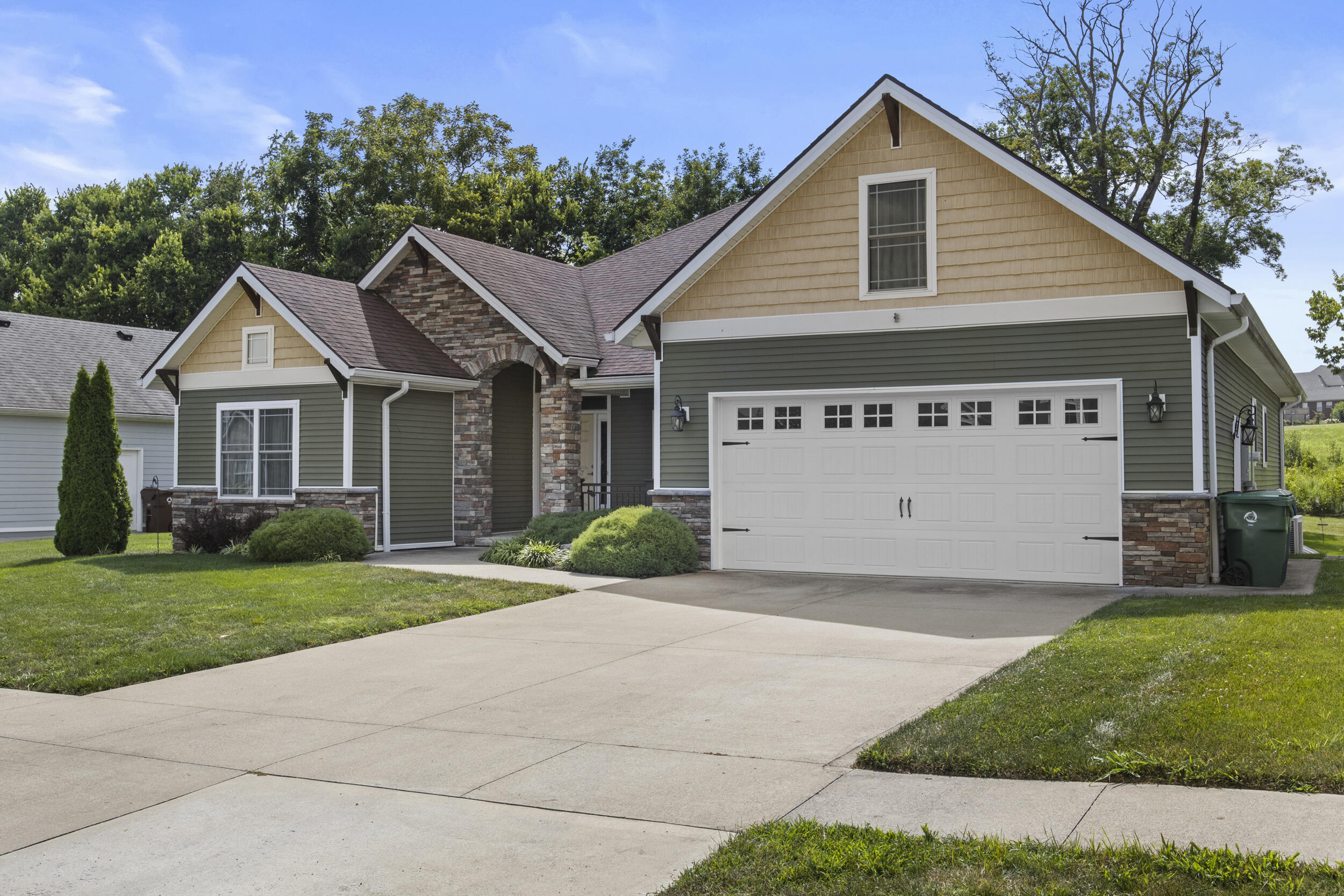 267 Runnymeade Drive Property Photo 4