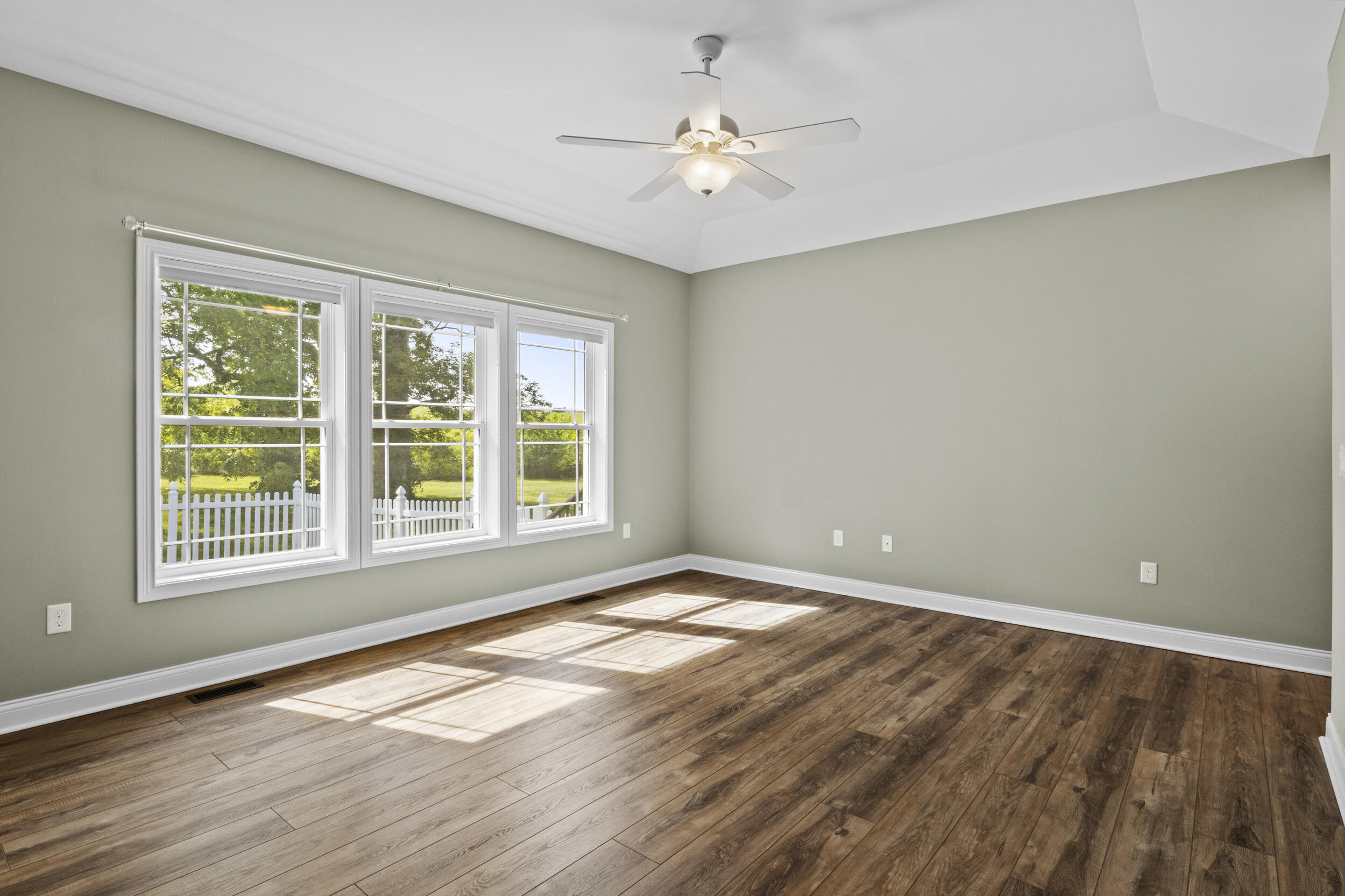 267 Runnymeade Drive Property Photo 32