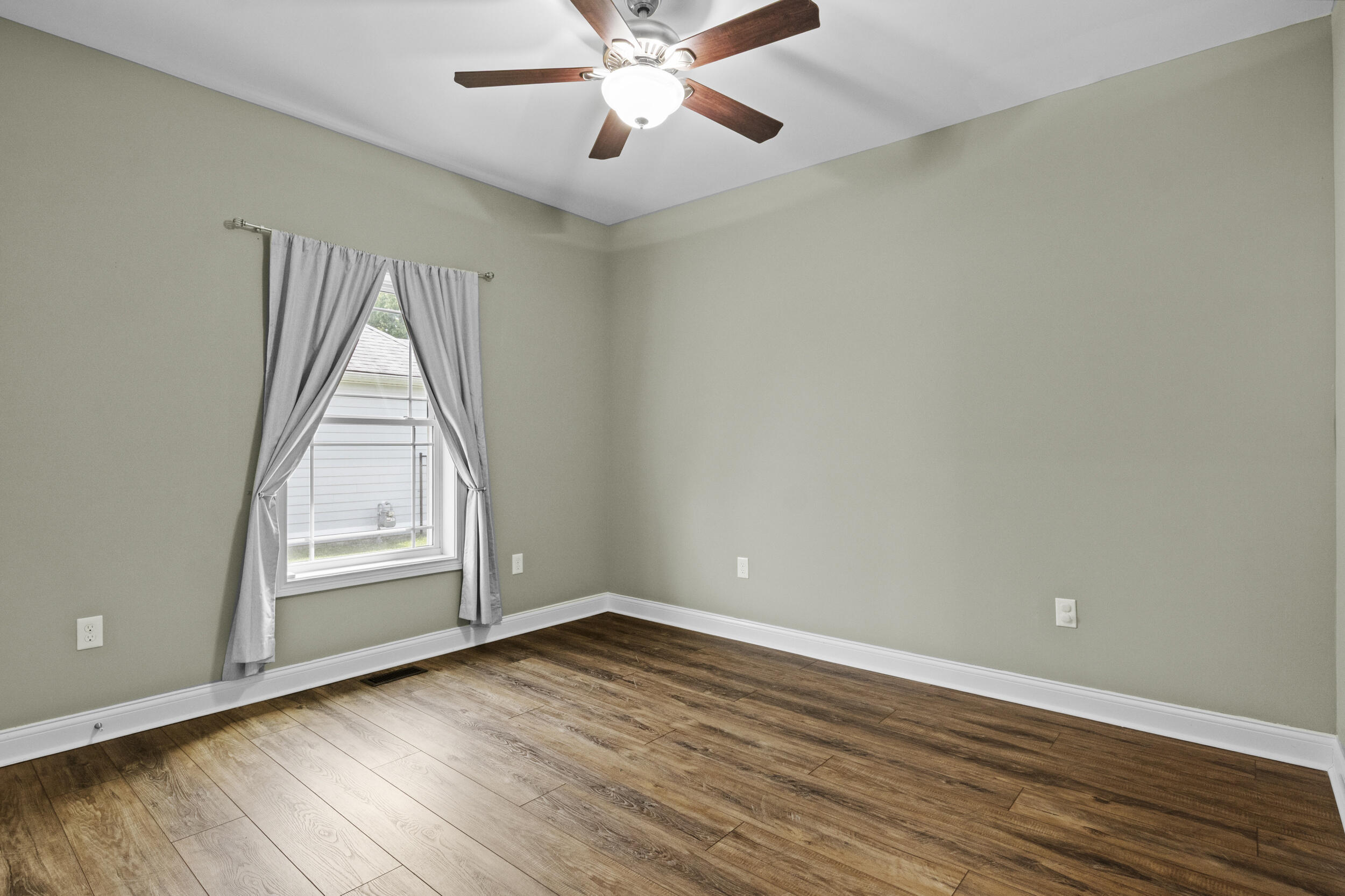 267 Runnymeade Drive Property Photo 45
