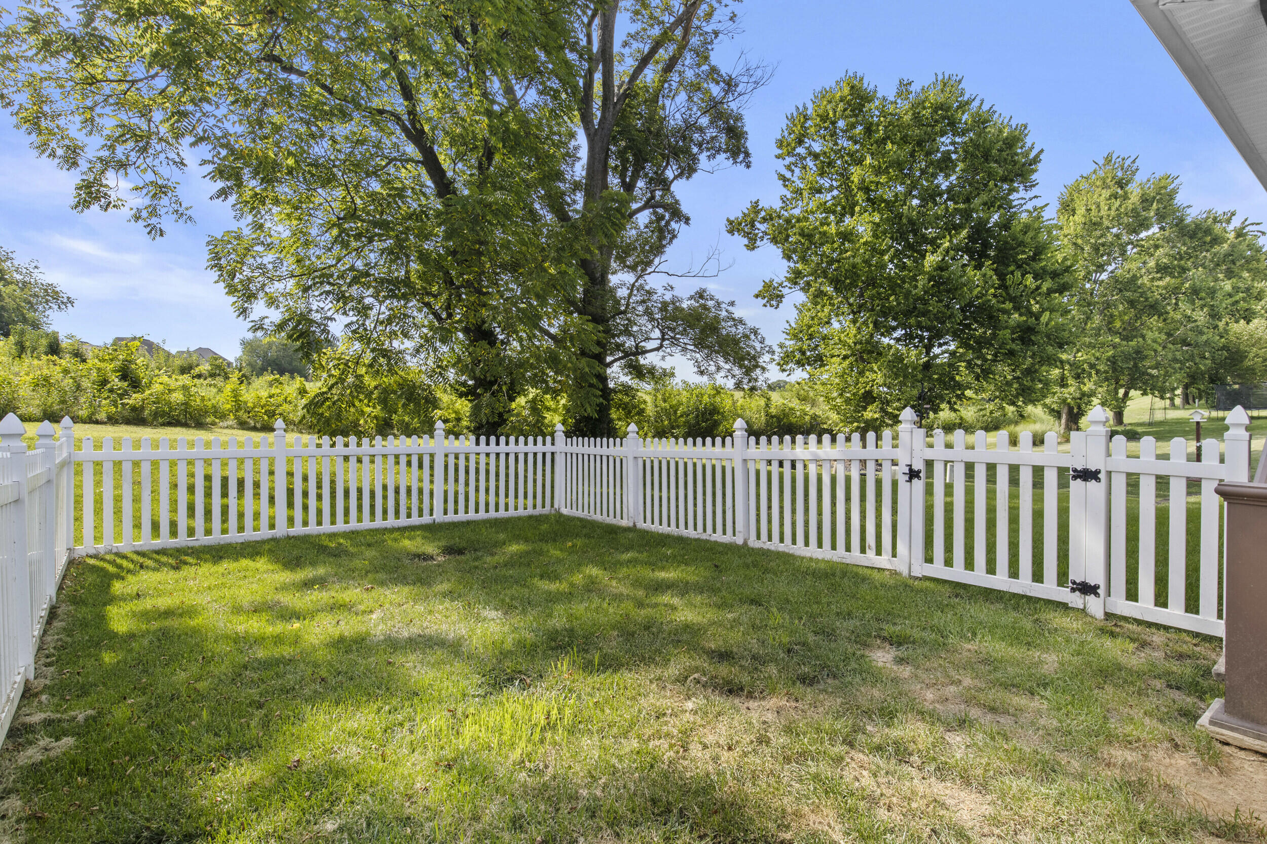 267 Runnymeade Drive Property Photo 50