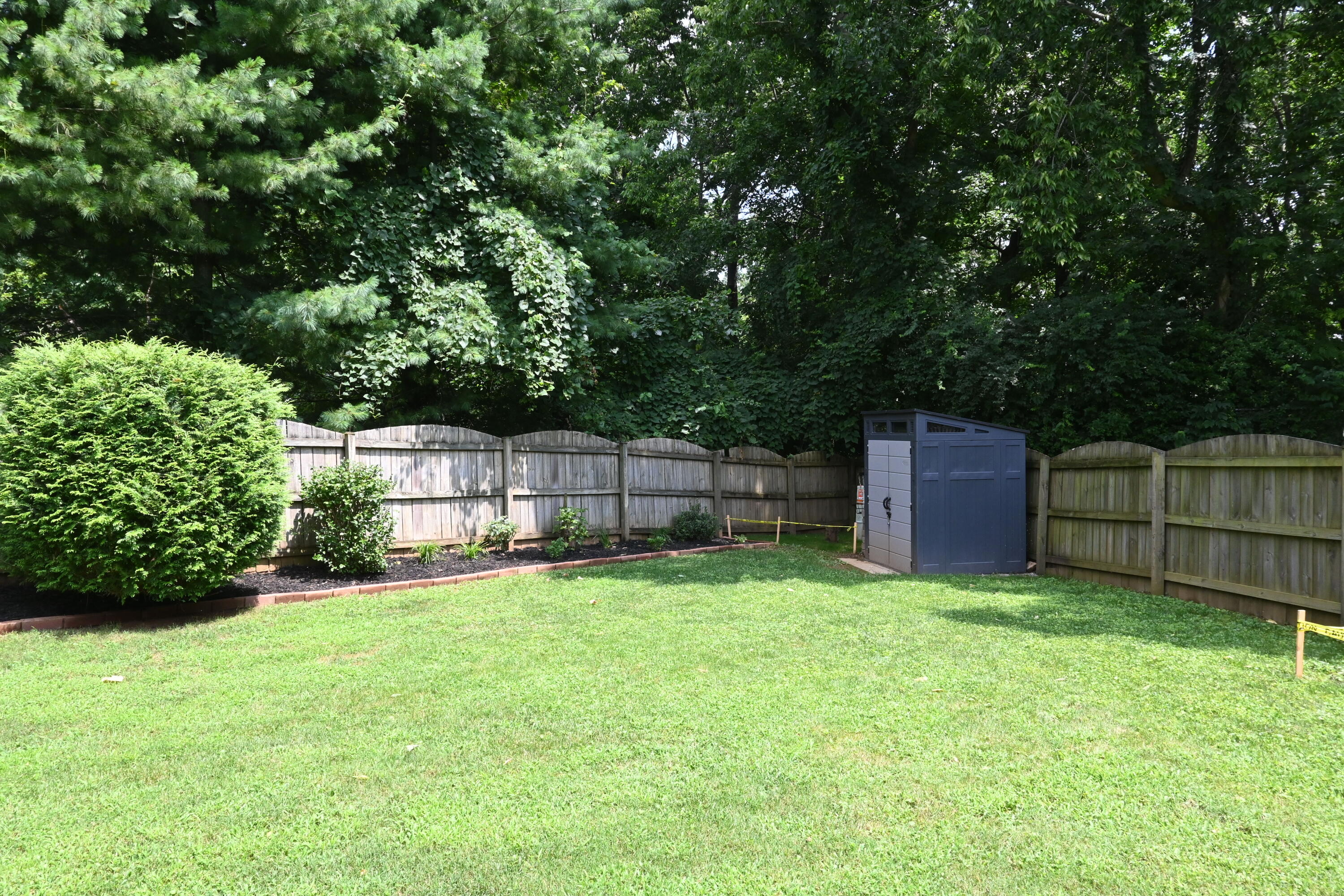 393 Shoreside Drive Property Photo 7