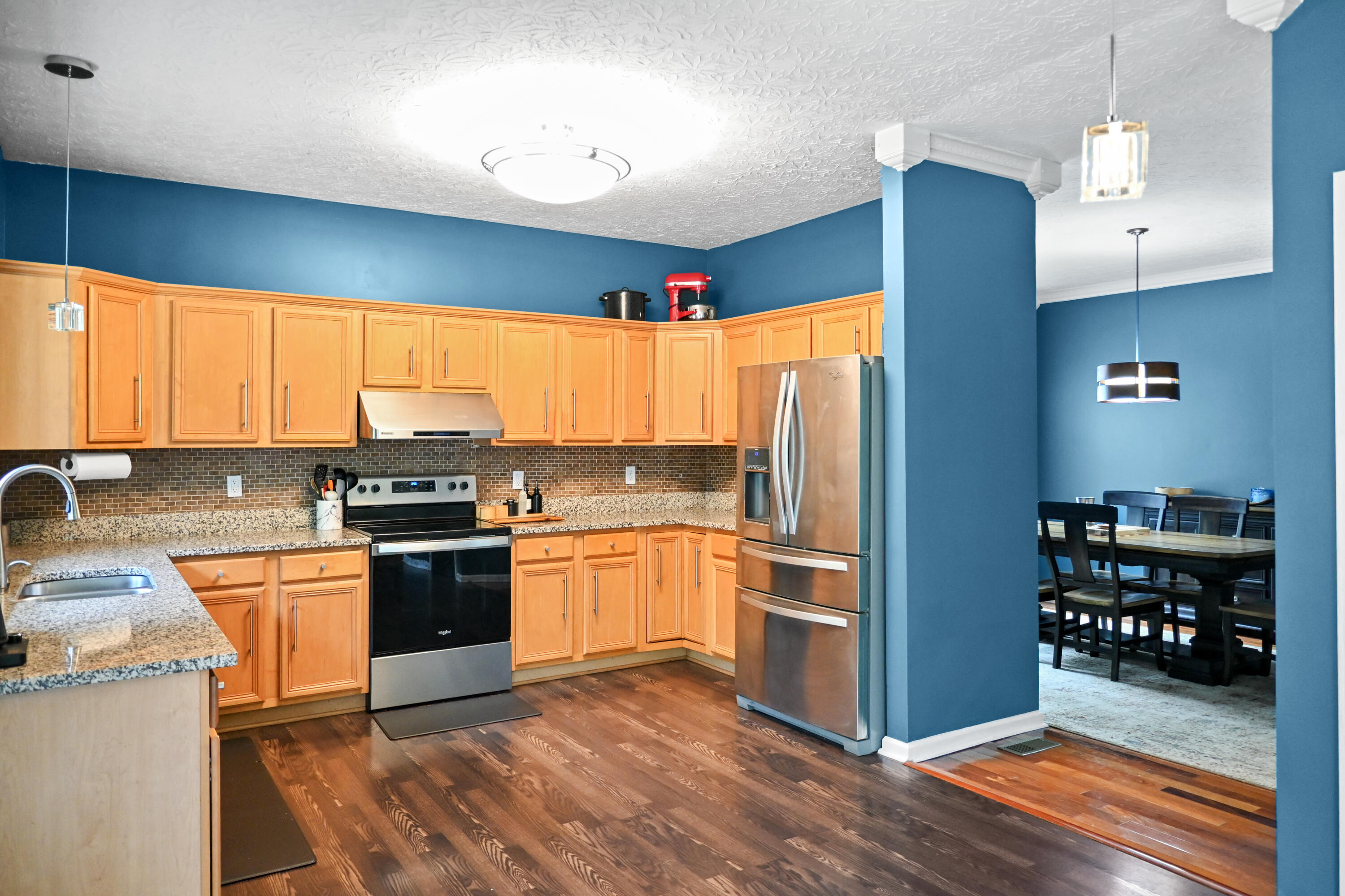 393 Shoreside Drive Property Photo 17