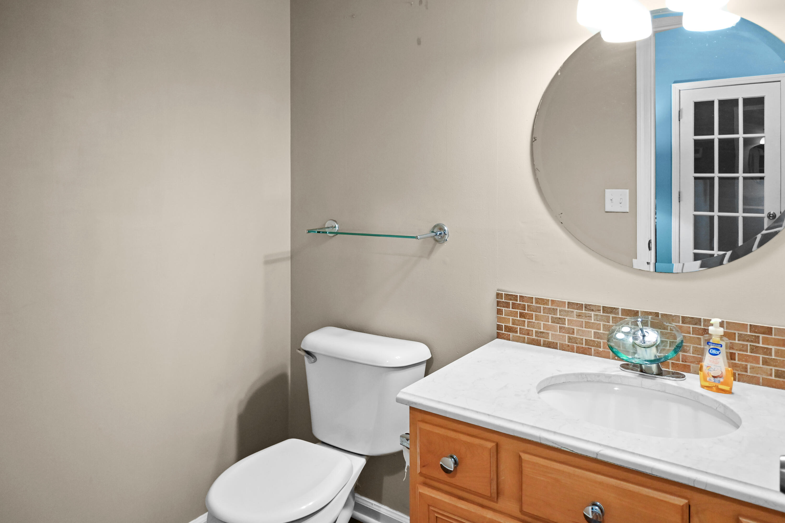 393 Shoreside Drive Property Photo 21
