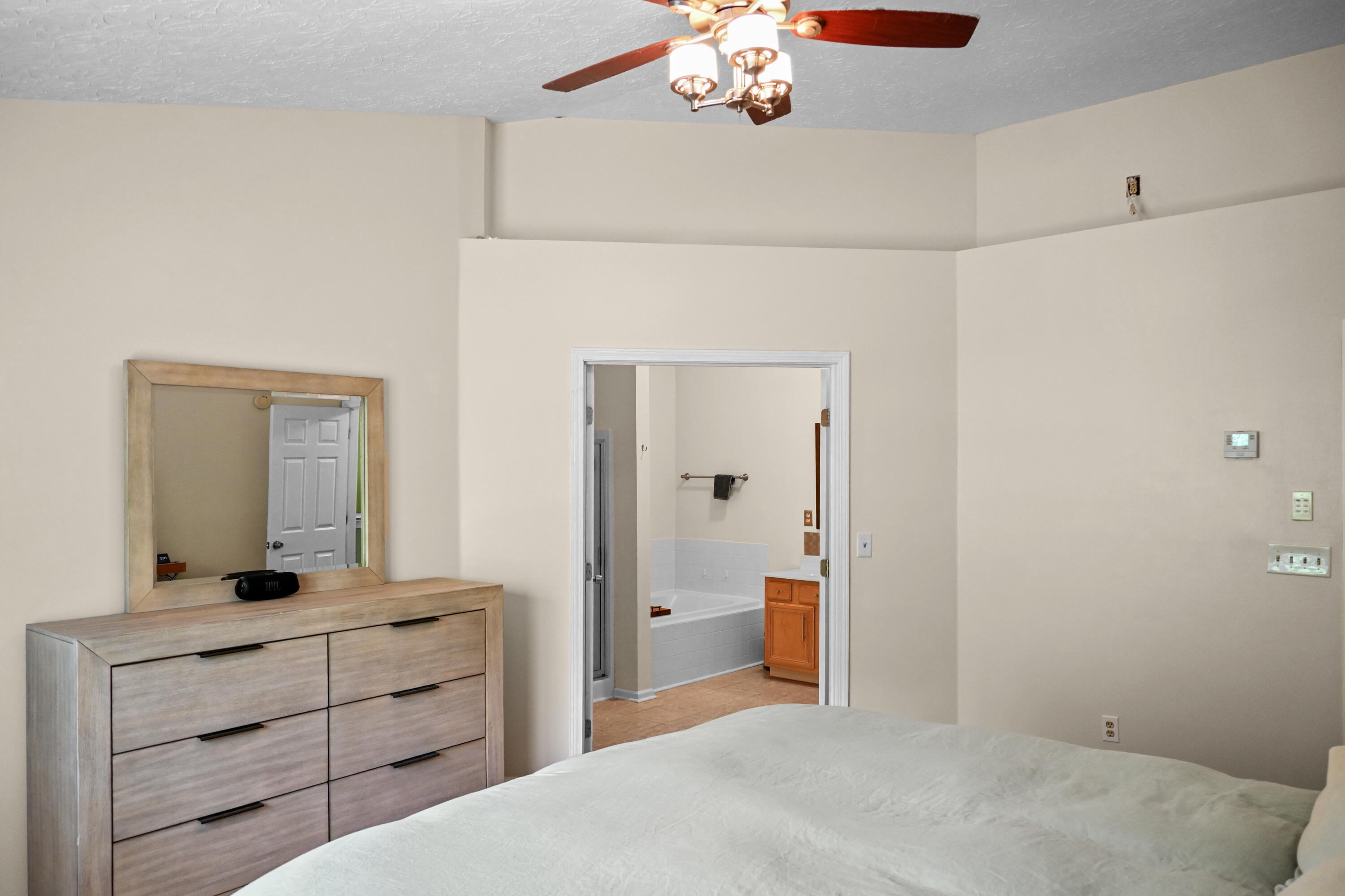 393 Shoreside Drive Property Photo 24