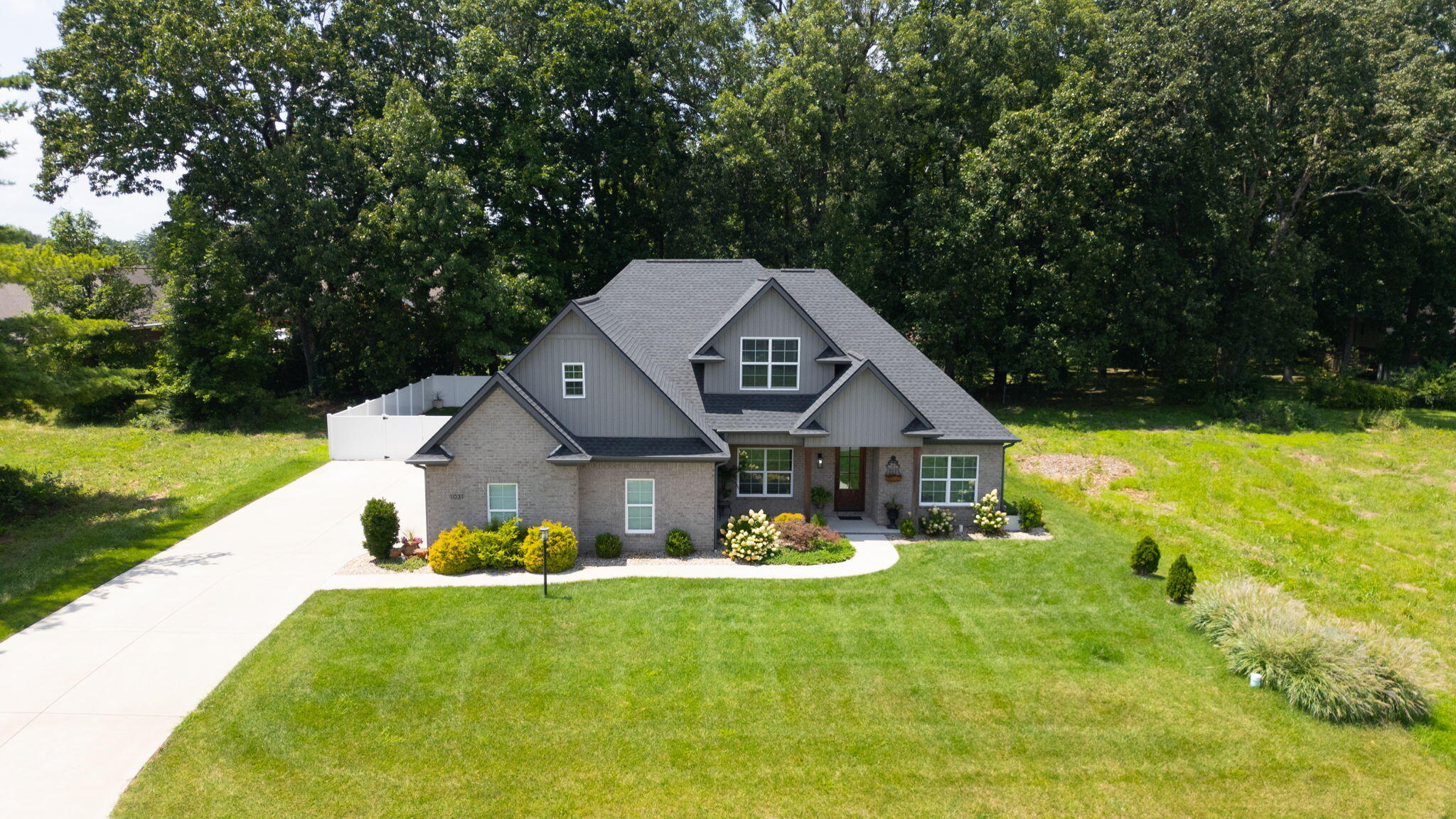 1031 Southwind Drive Property Photo 60