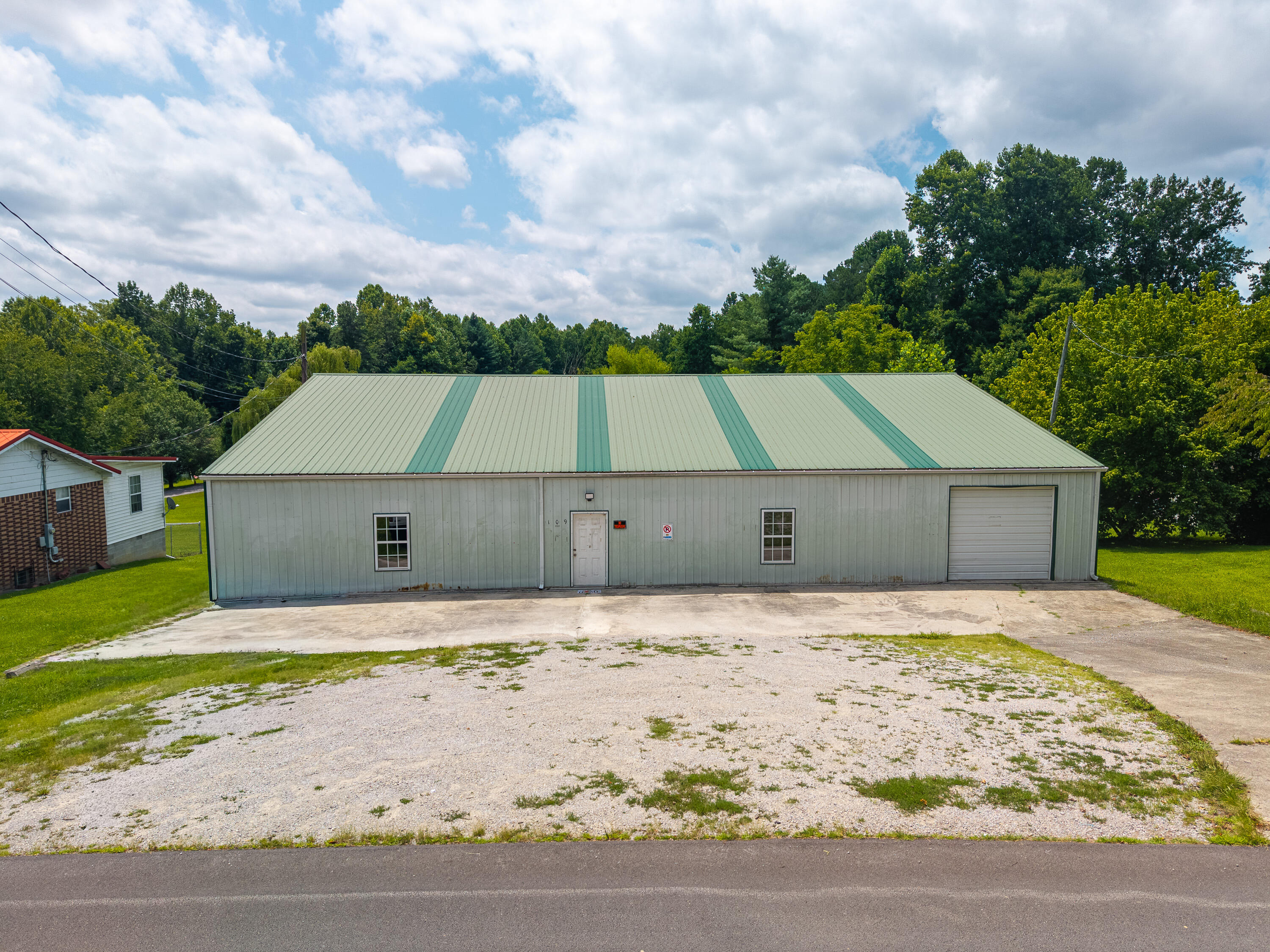 109 Alum Road Property Photo 3