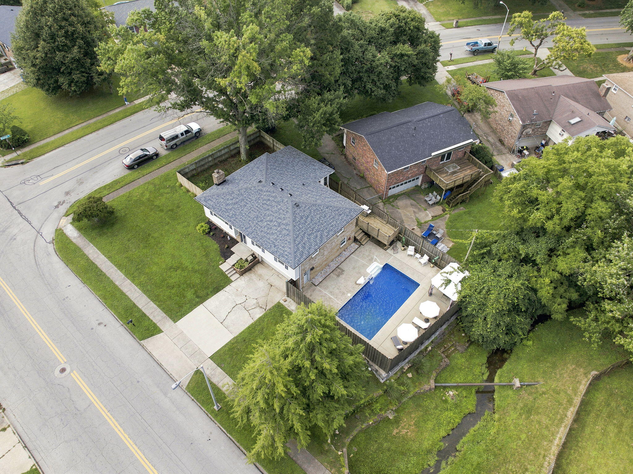 446 Monticello Boulevard Property Photo 10
