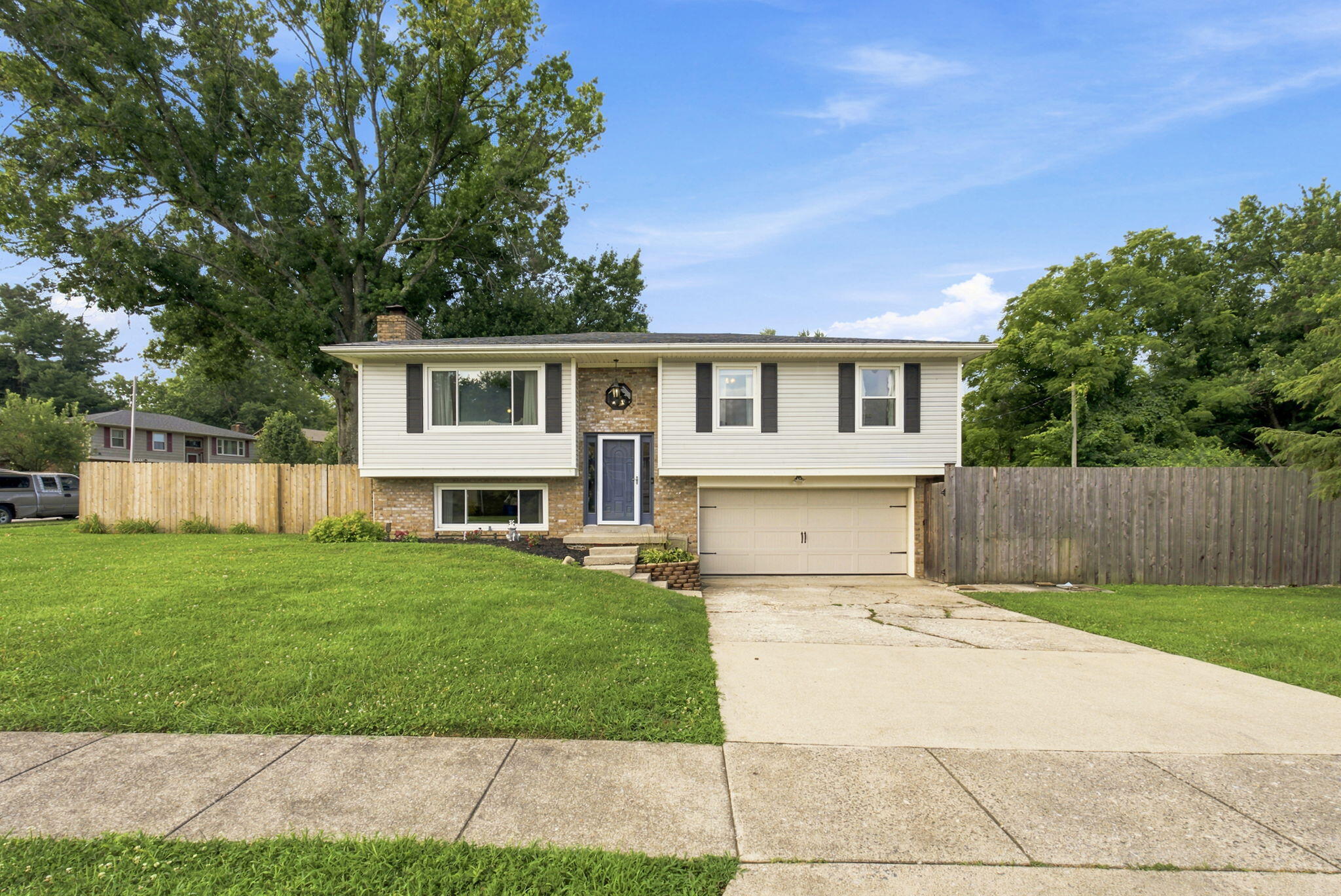 446 Monticello Boulevard Property Photo 13