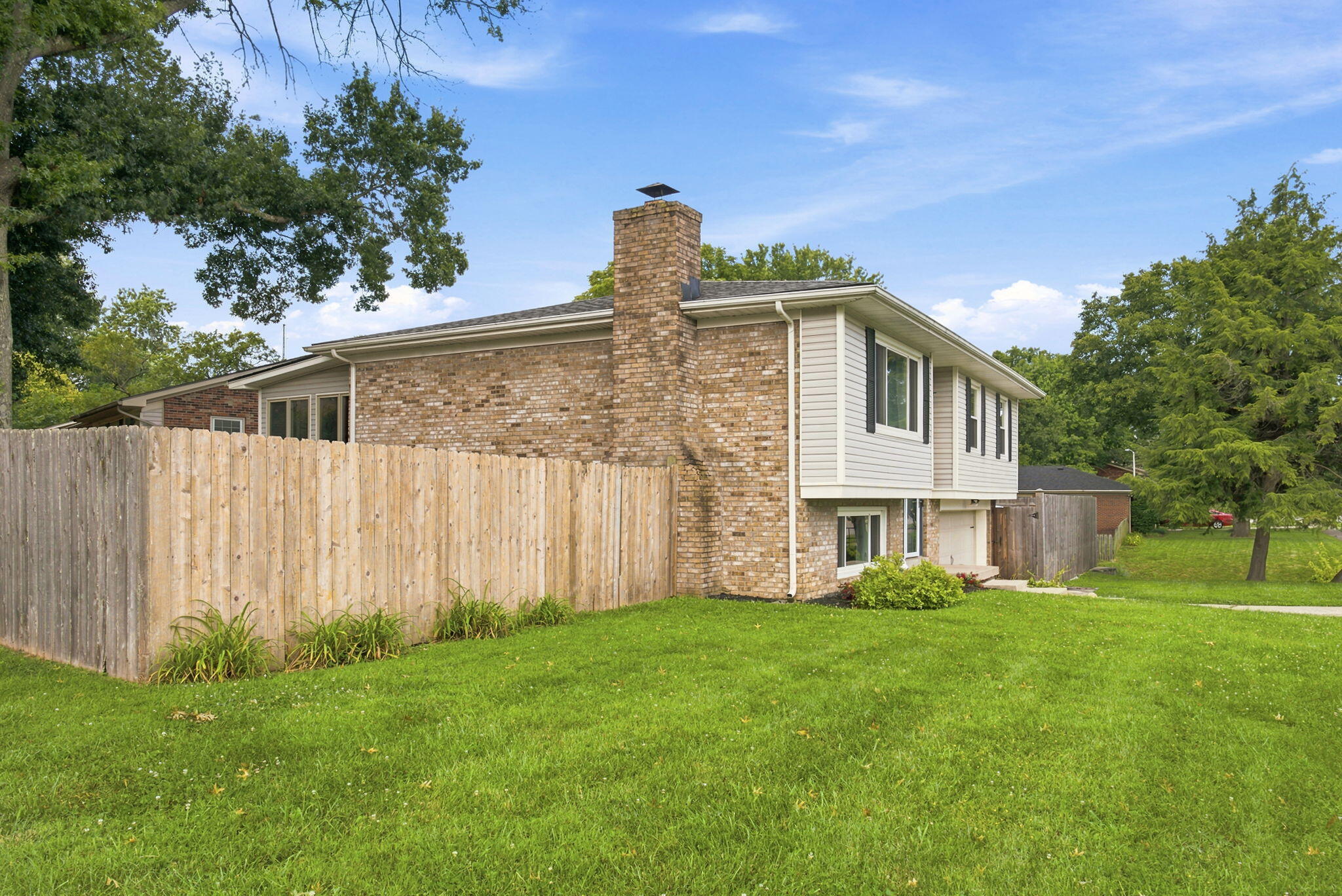 446 Monticello Boulevard Property Photo 16