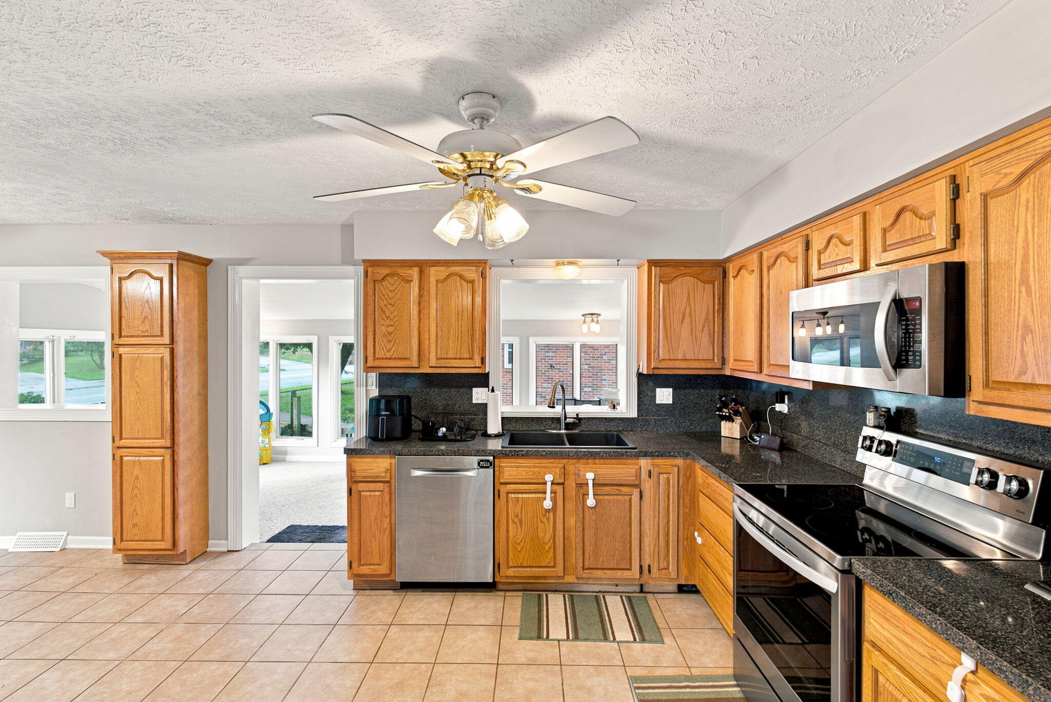 446 Monticello Boulevard Property Photo 22
