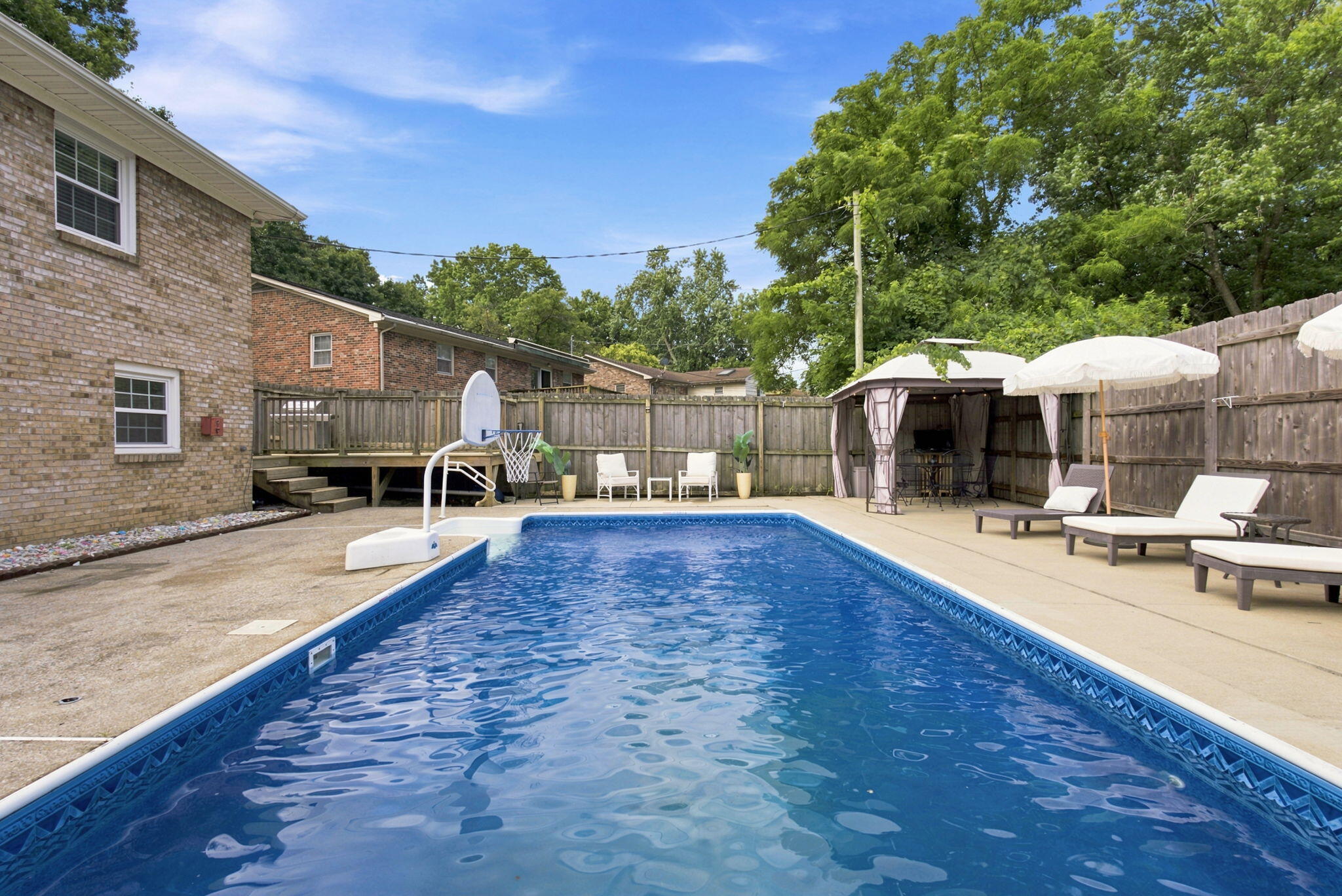 446 Monticello Boulevard Property Photo 47