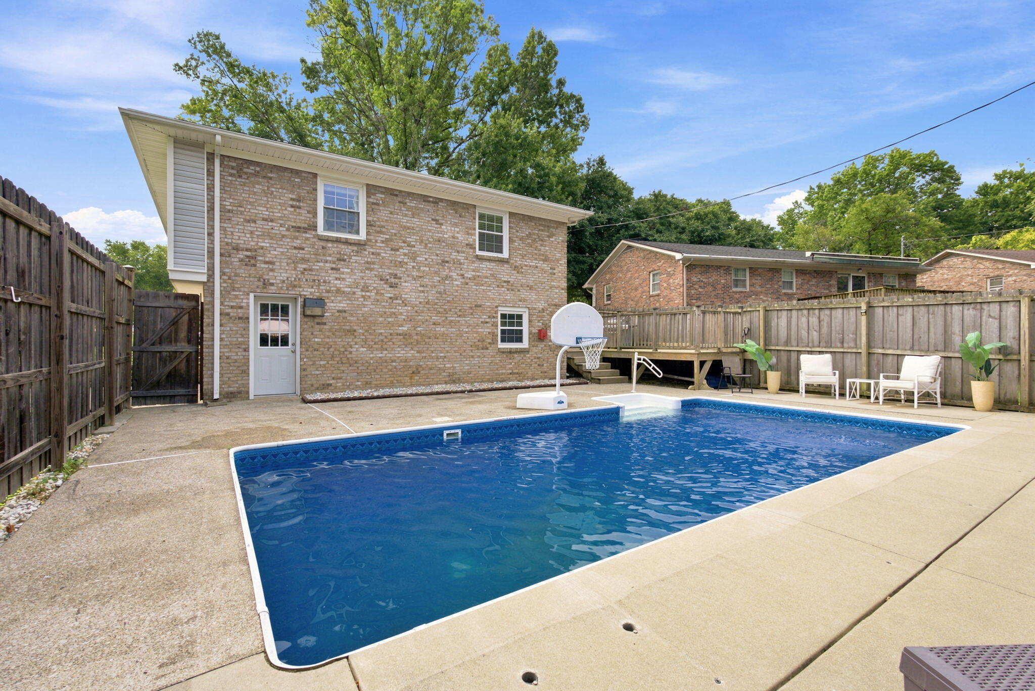 446 Monticello Boulevard Property Photo 48