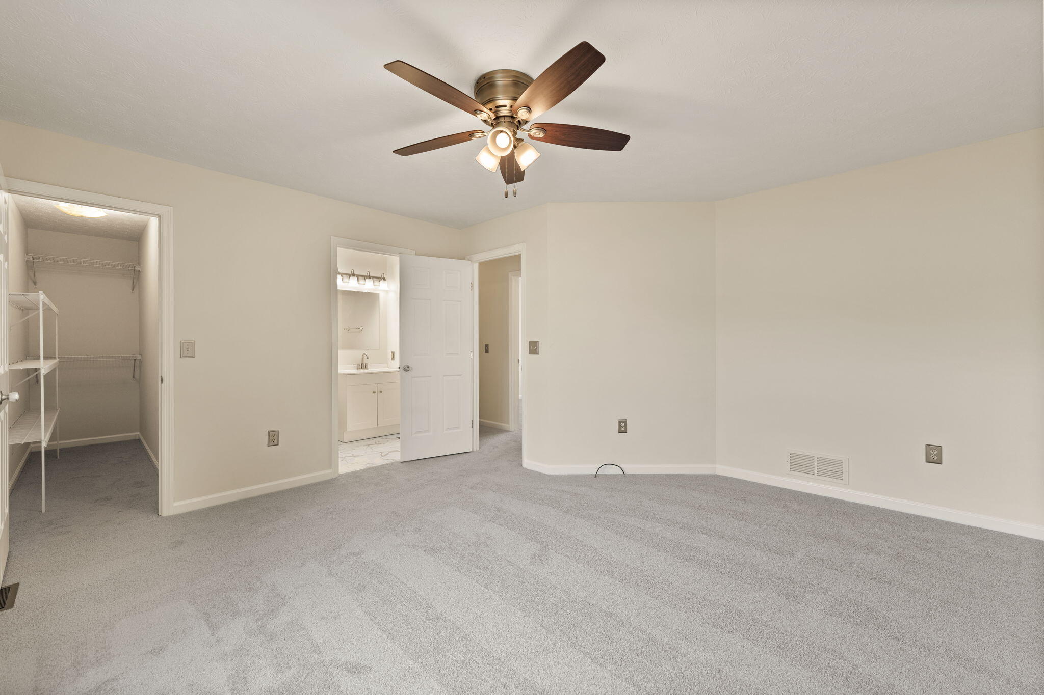 233 Brittany Circle Property Photo 13