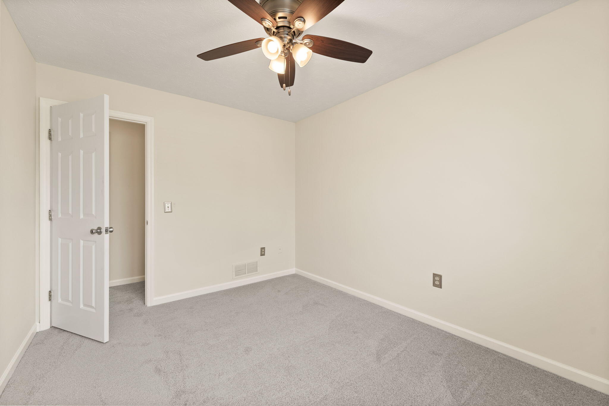 233 Brittany Circle Property Photo 29