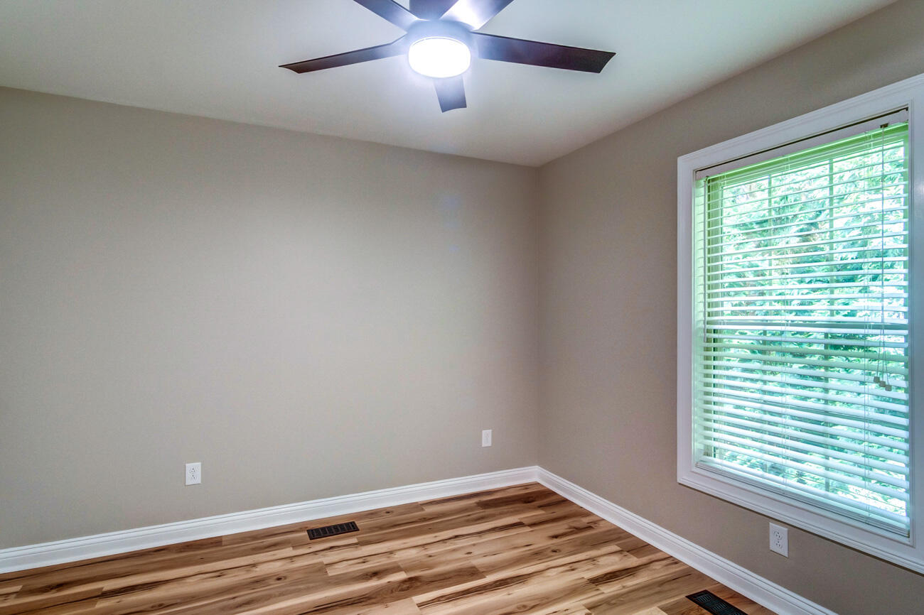 2897 College Hill Road Property Photo 24