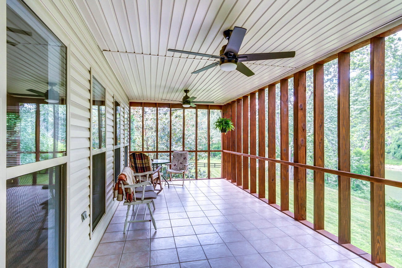 2897 College Hill Road Property Photo 29