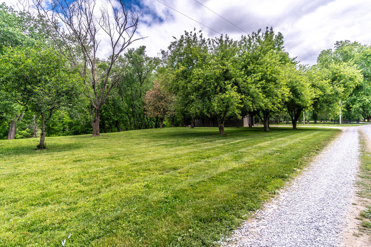 2897 College Hill Road Property Photo 40