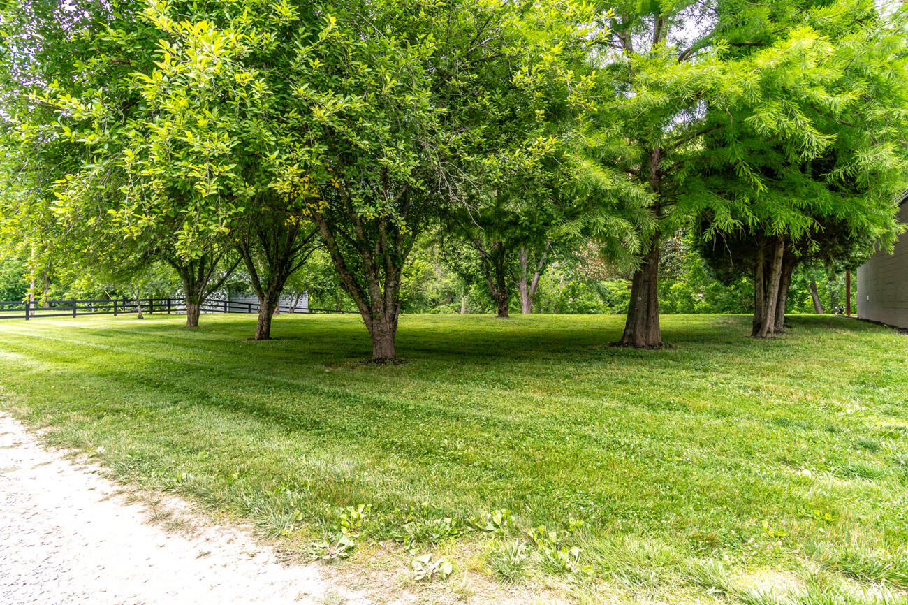 2897 College Hill Road Property Photo 41