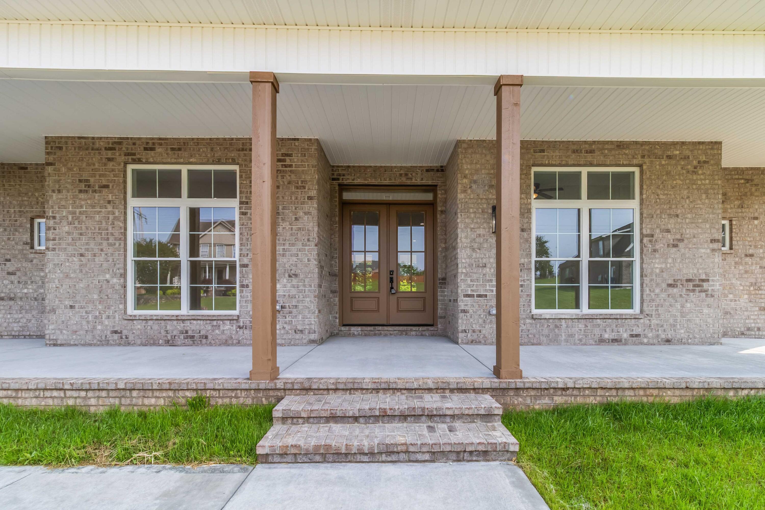 370 Splendor View Drive Property Photo 4