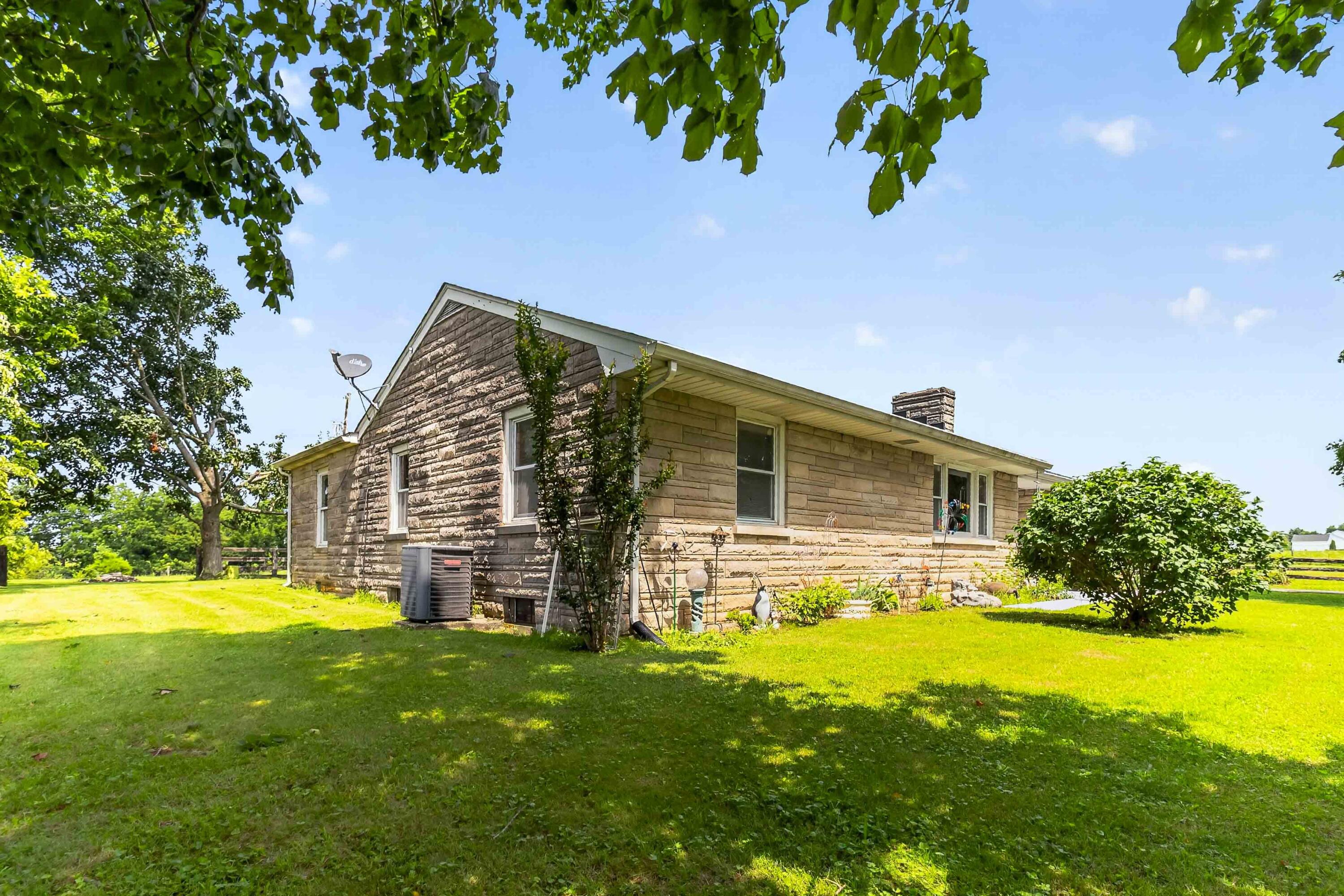 1730 Woods Road Property Photo 6