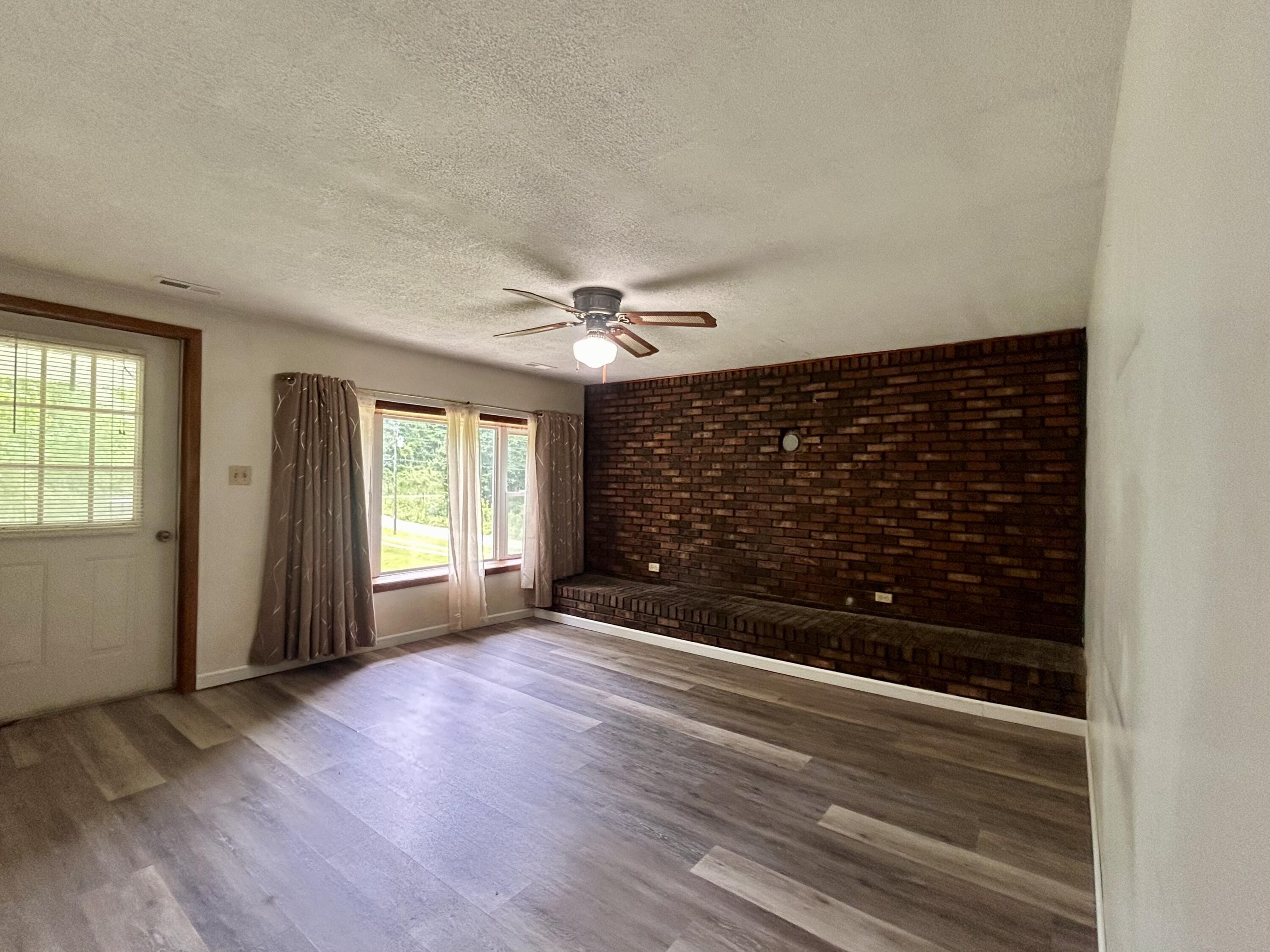2450 S State Highway 233 Property Photo 11