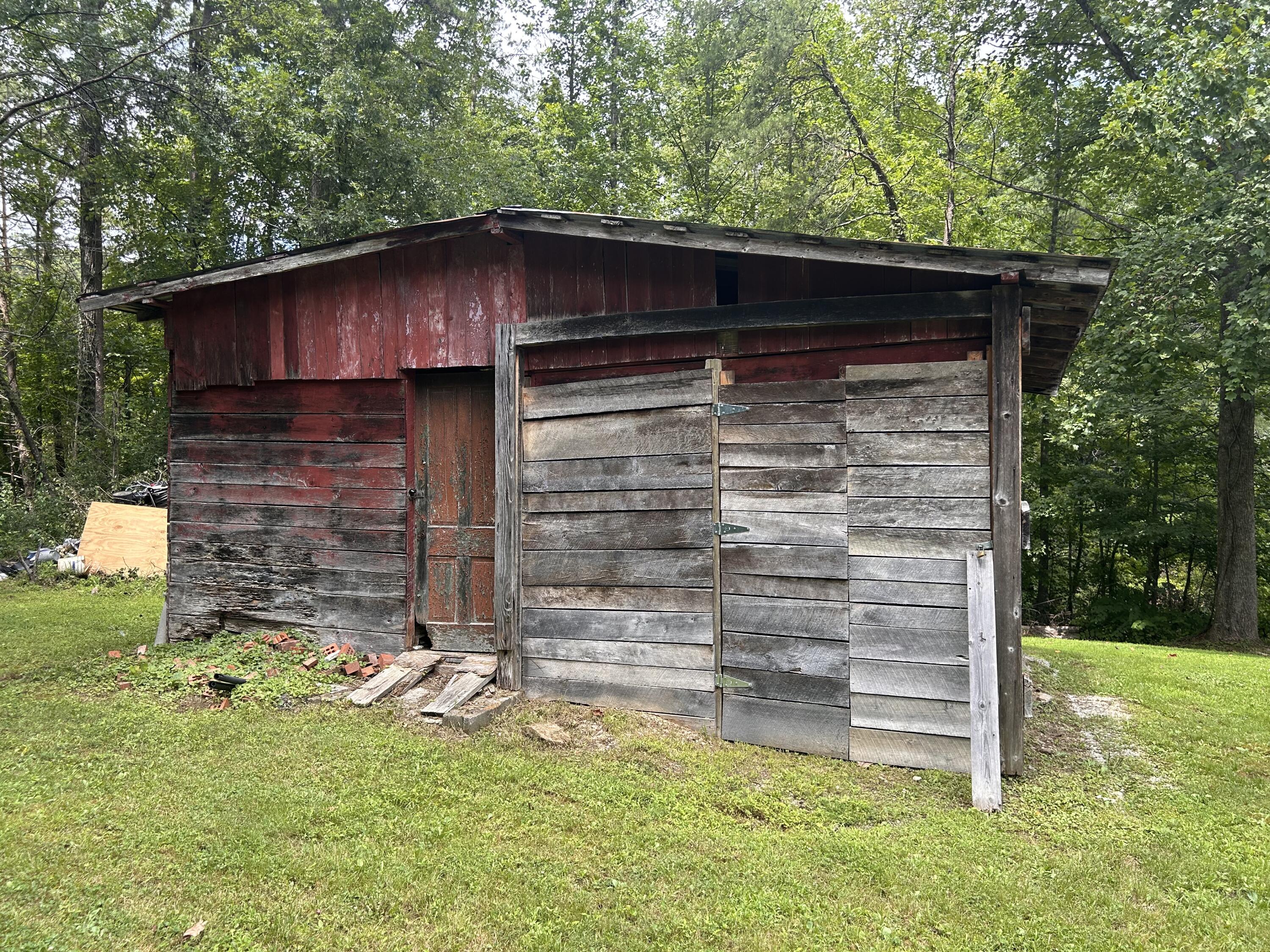 2450 S State Highway 233 Property Photo 26