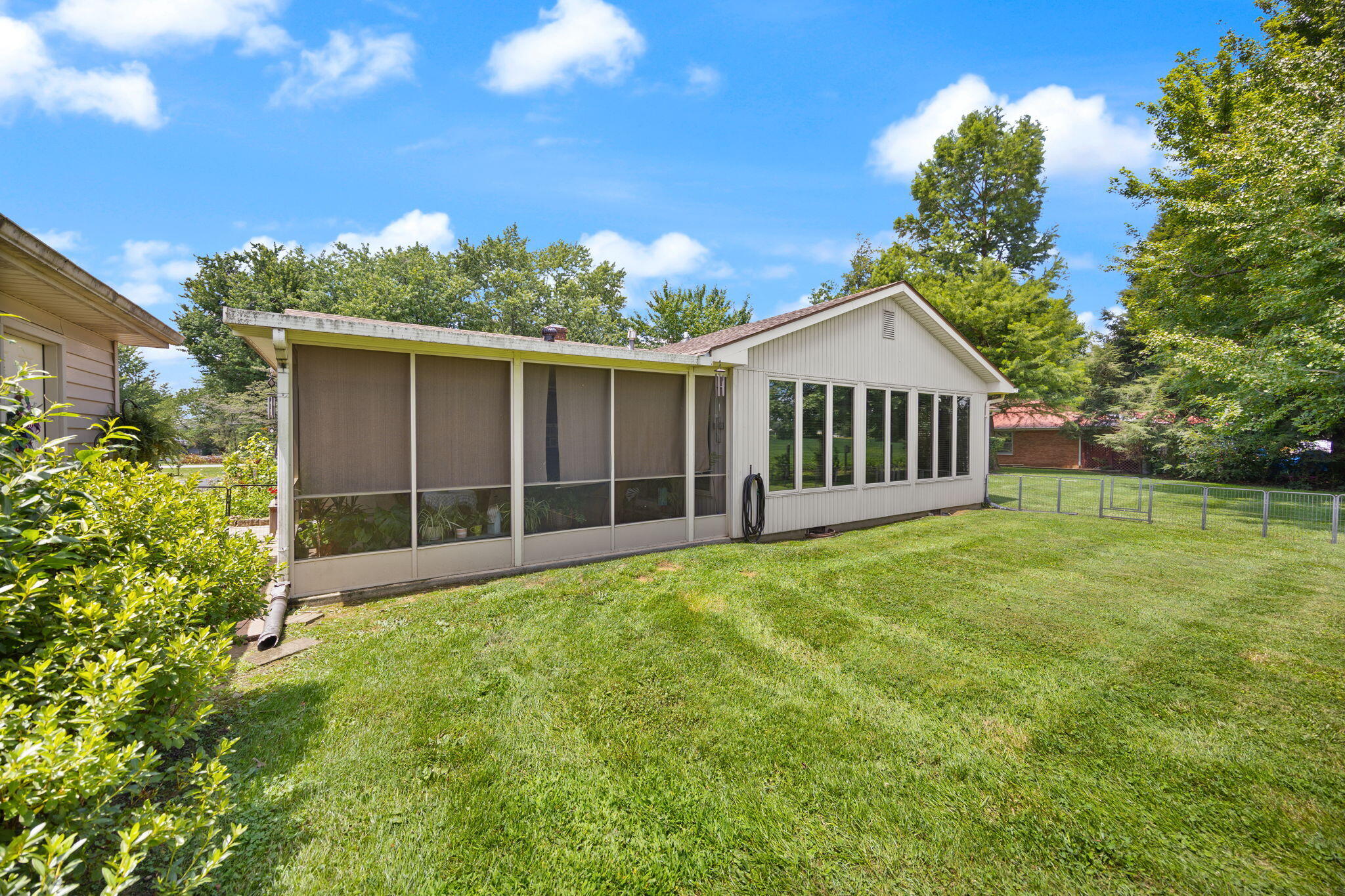 206 Stevens Court Property Photo 8