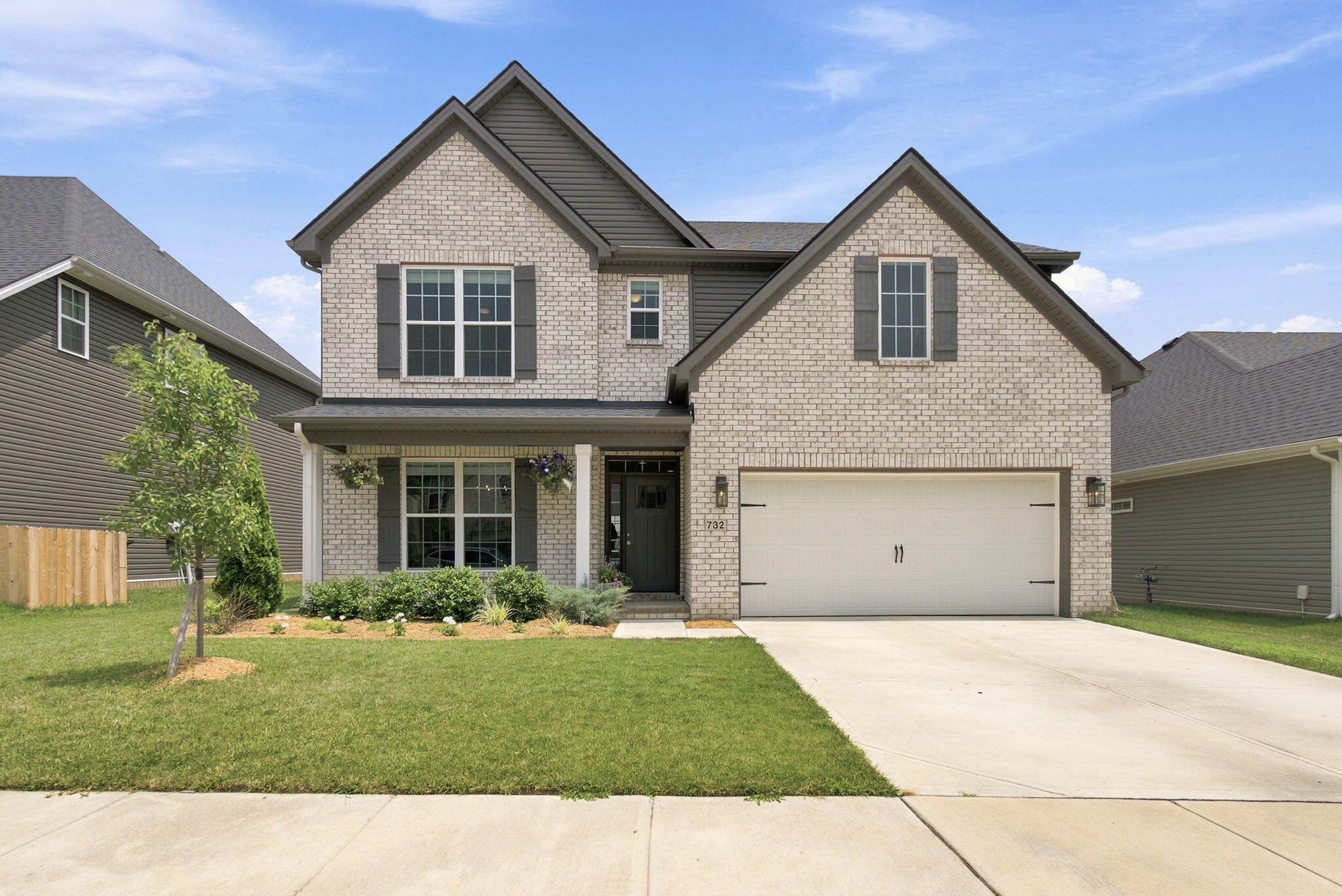 732 Hollyhock Drive Property Photo 9