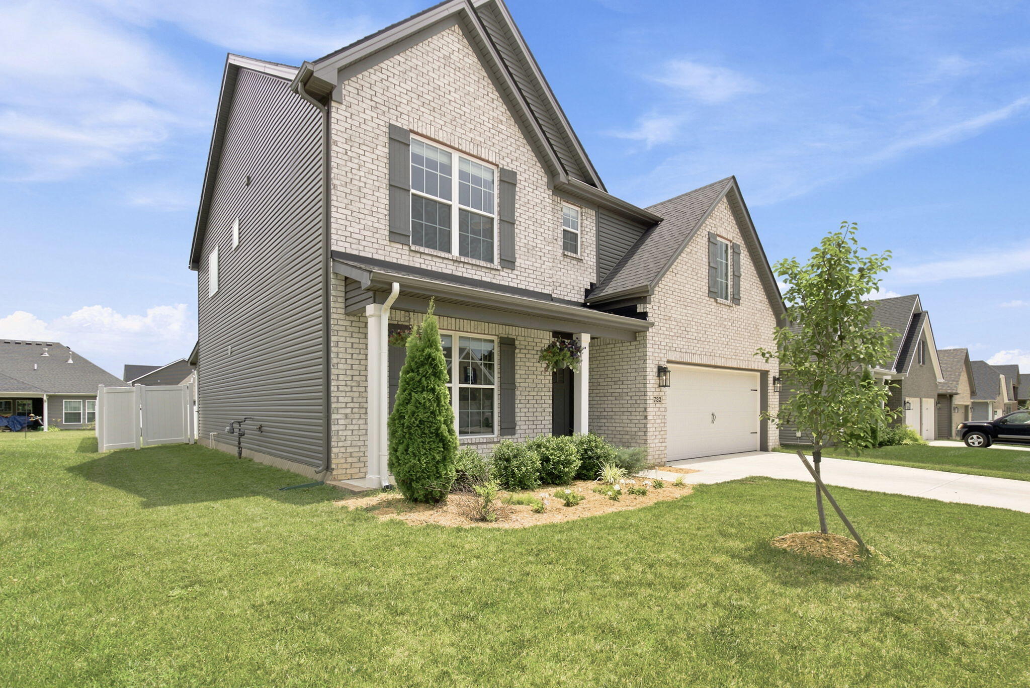 732 Hollyhock Drive Property Photo 10