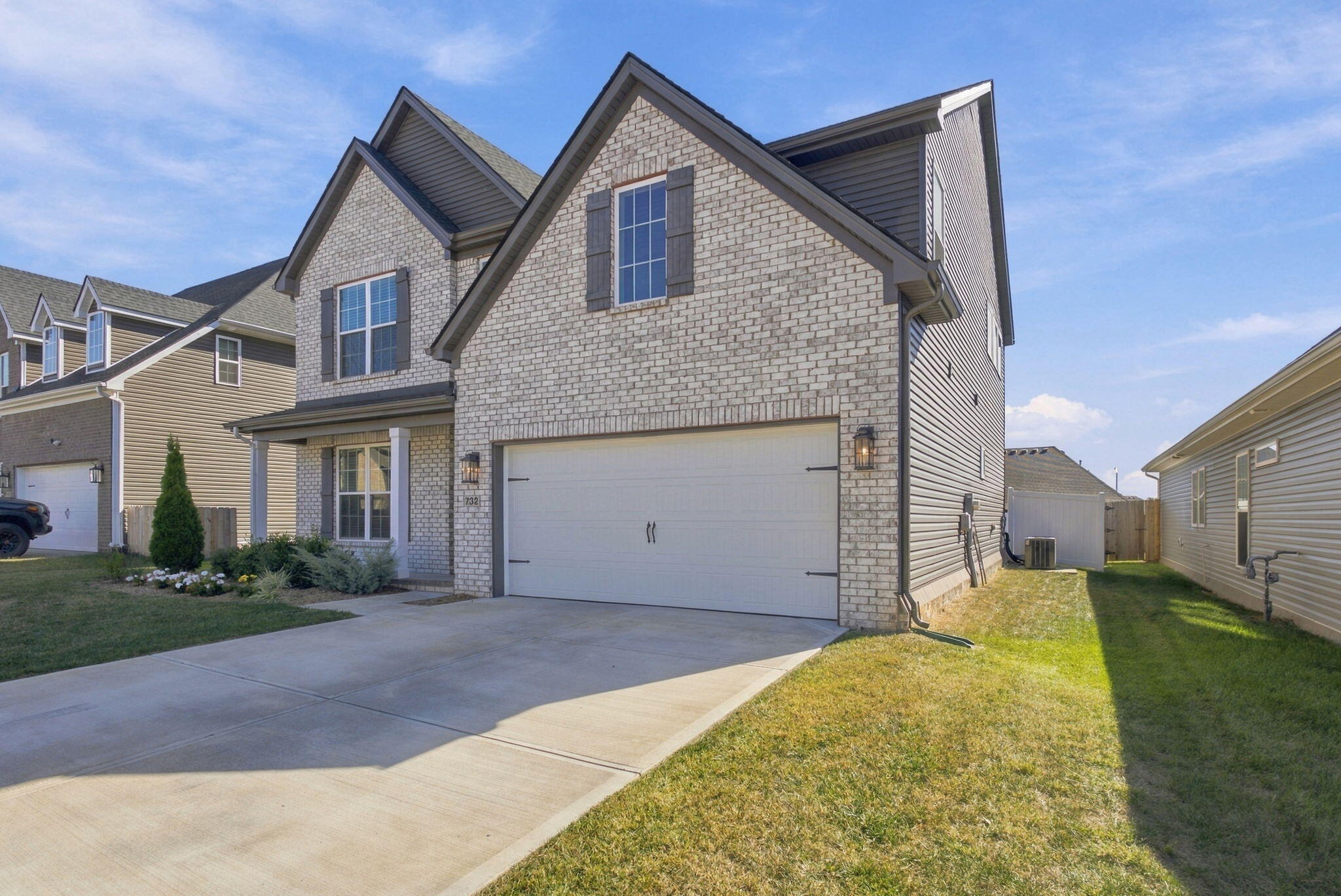 732 Hollyhock Drive Property Photo 13