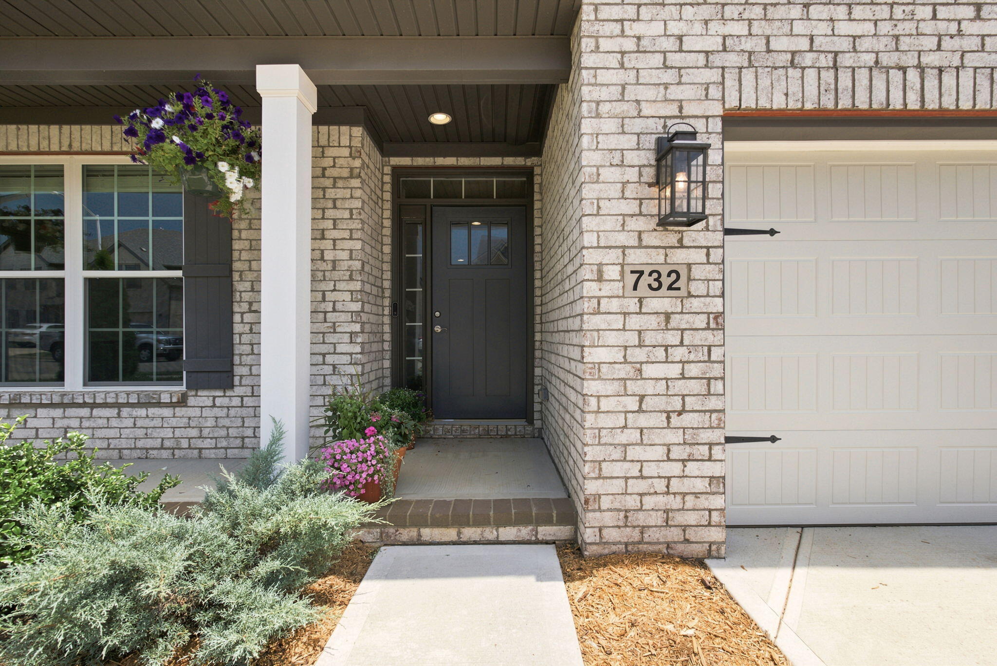 732 Hollyhock Drive Property Photo 14