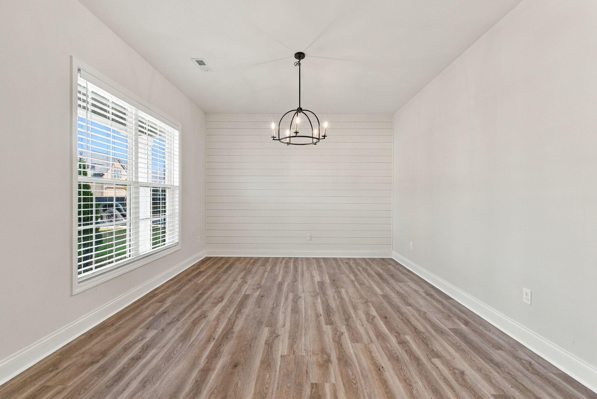 732 Hollyhock Drive Property Photo 19