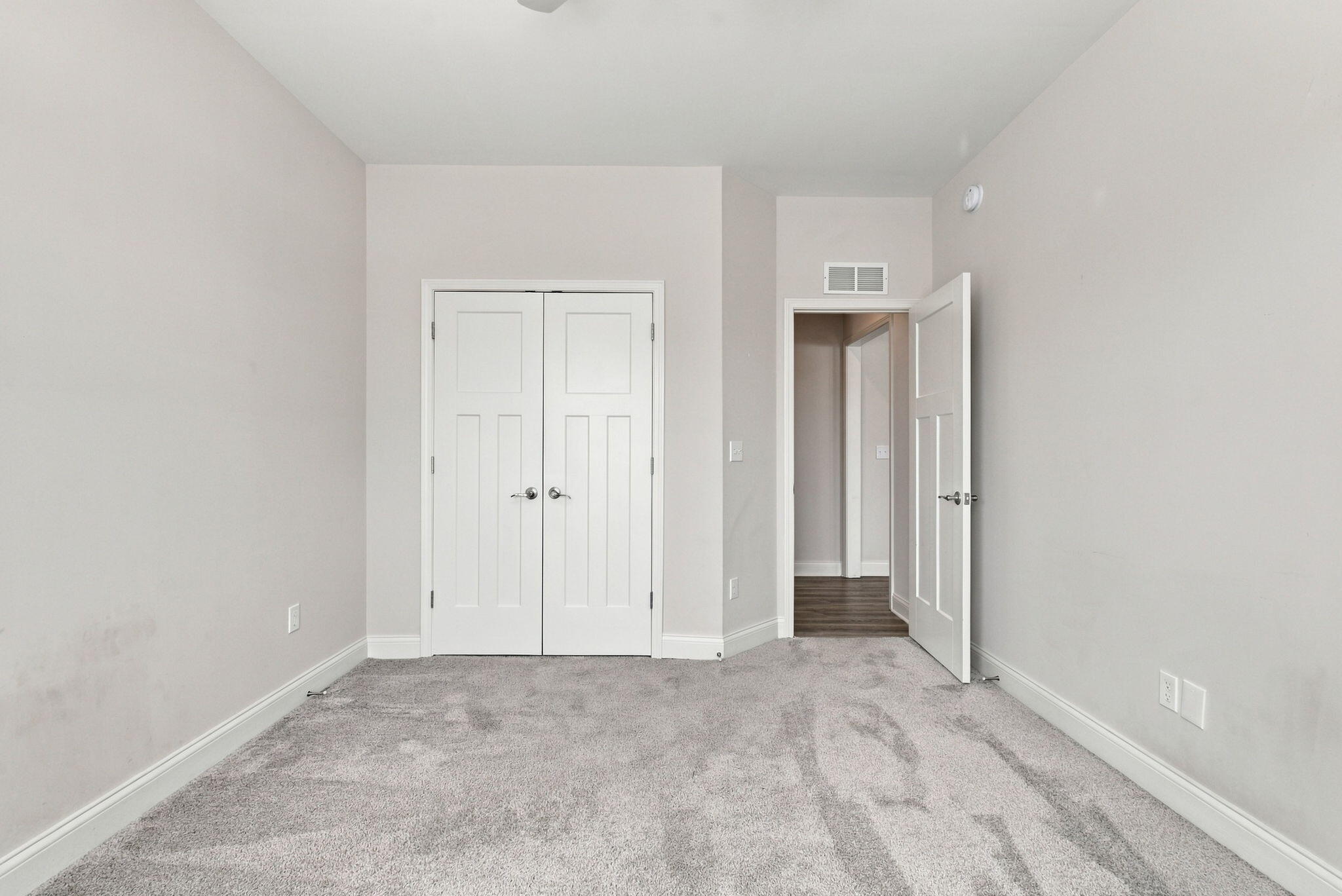732 Hollyhock Drive Property Photo 37