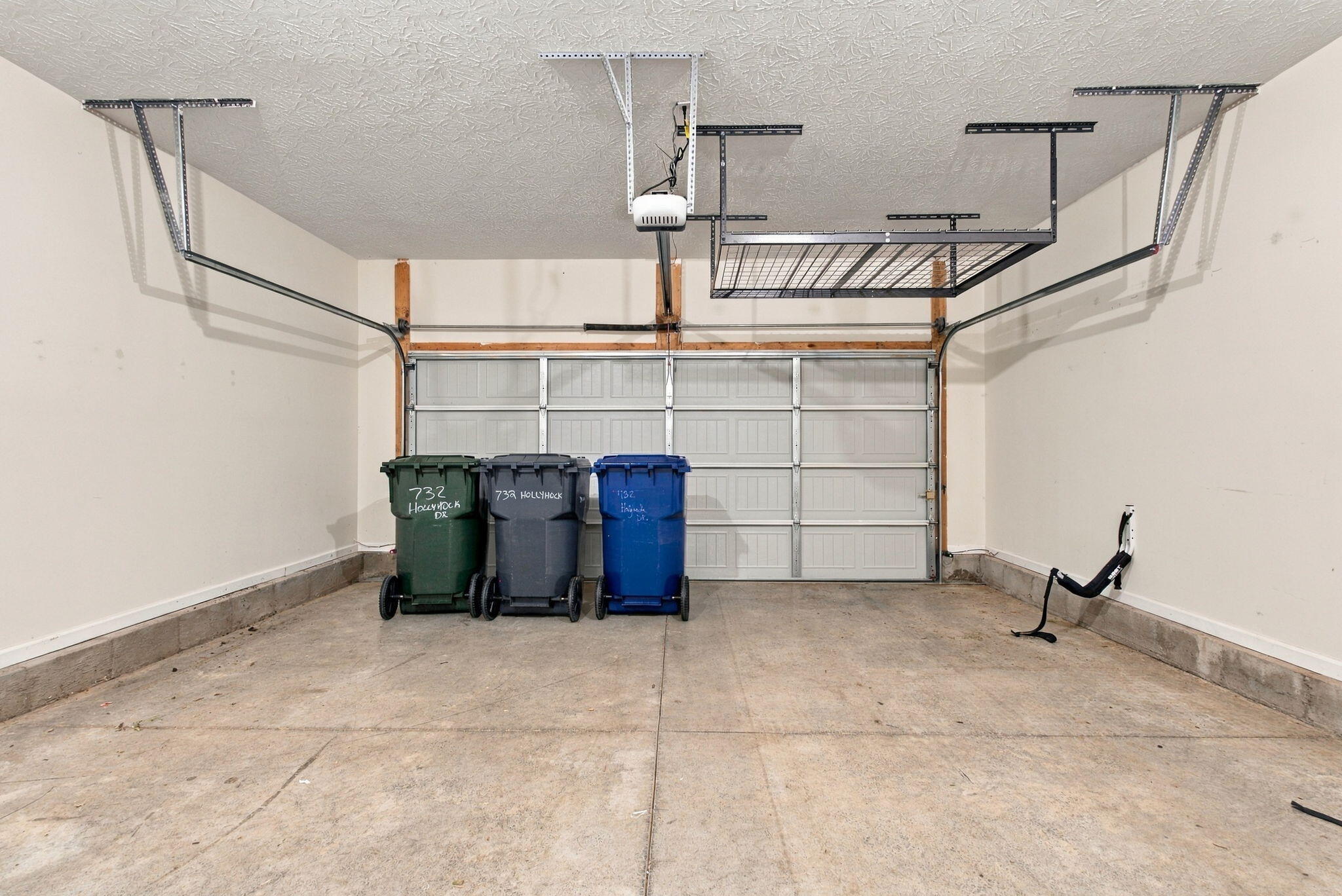 732 Hollyhock Drive Property Photo 42