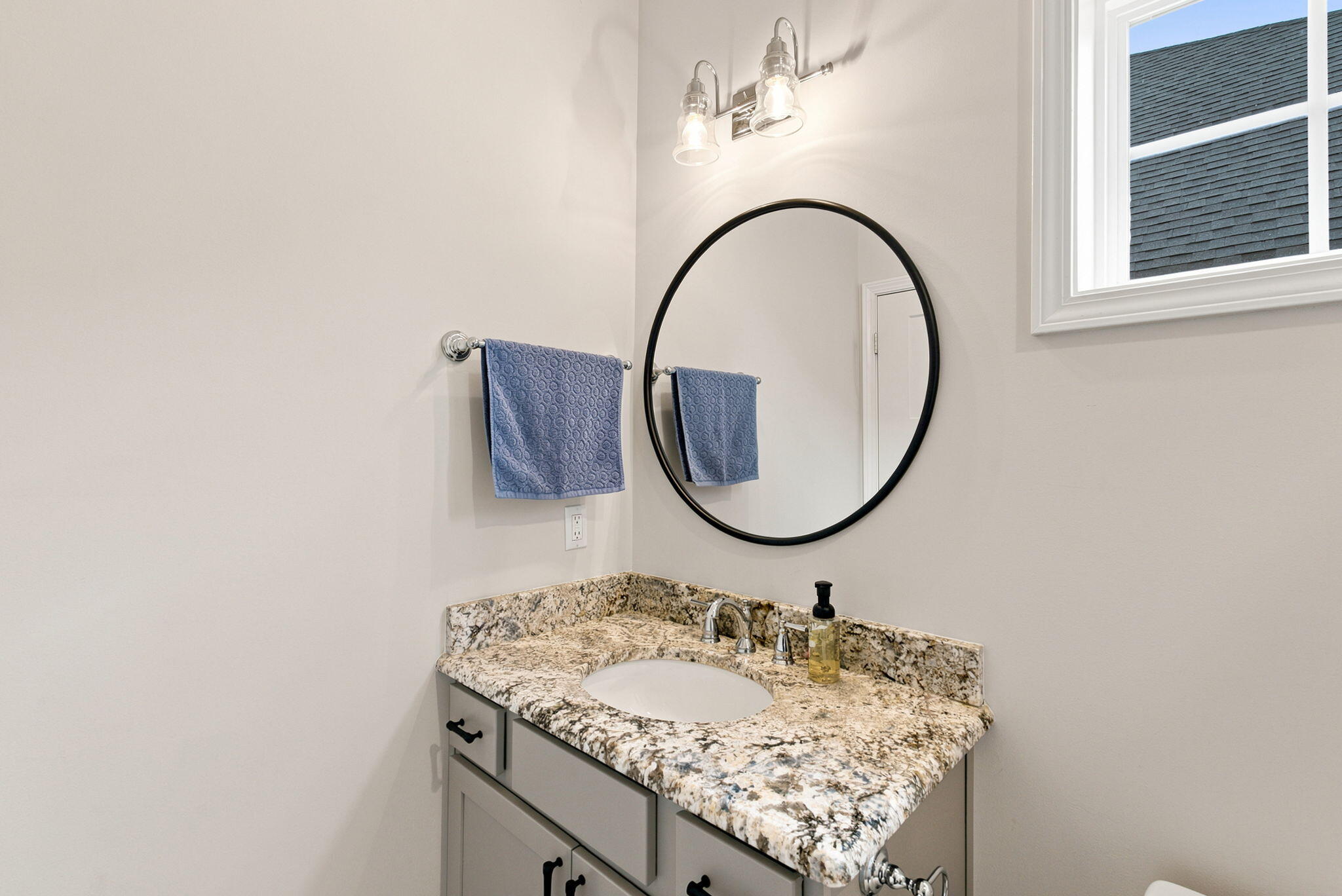 732 Hollyhock Drive Property Photo 44