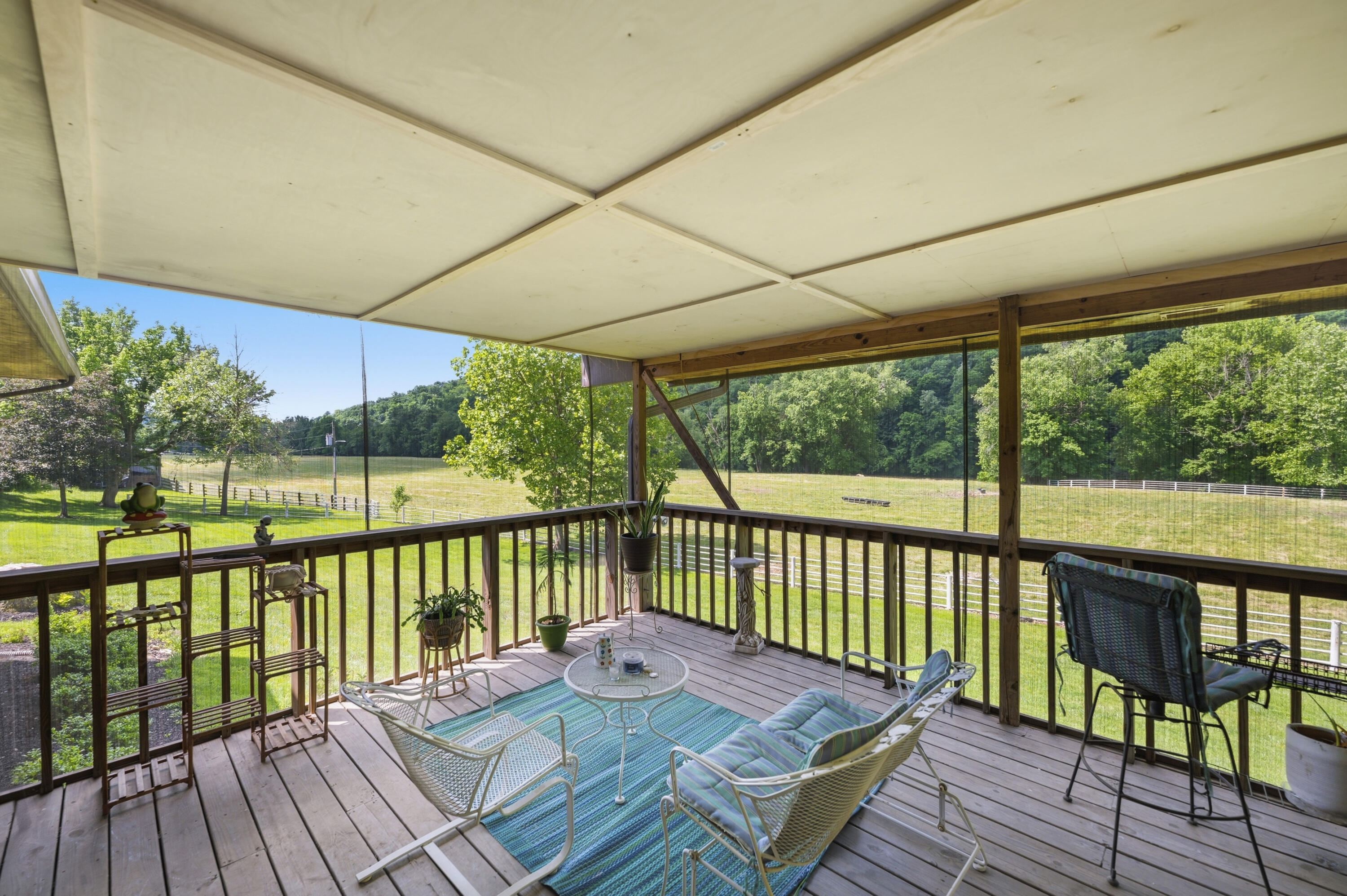 3700 River Drive Property Photo 28